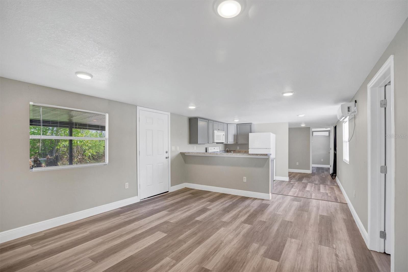 Image 8 of 37 For 3800 Lake Ellen Drive