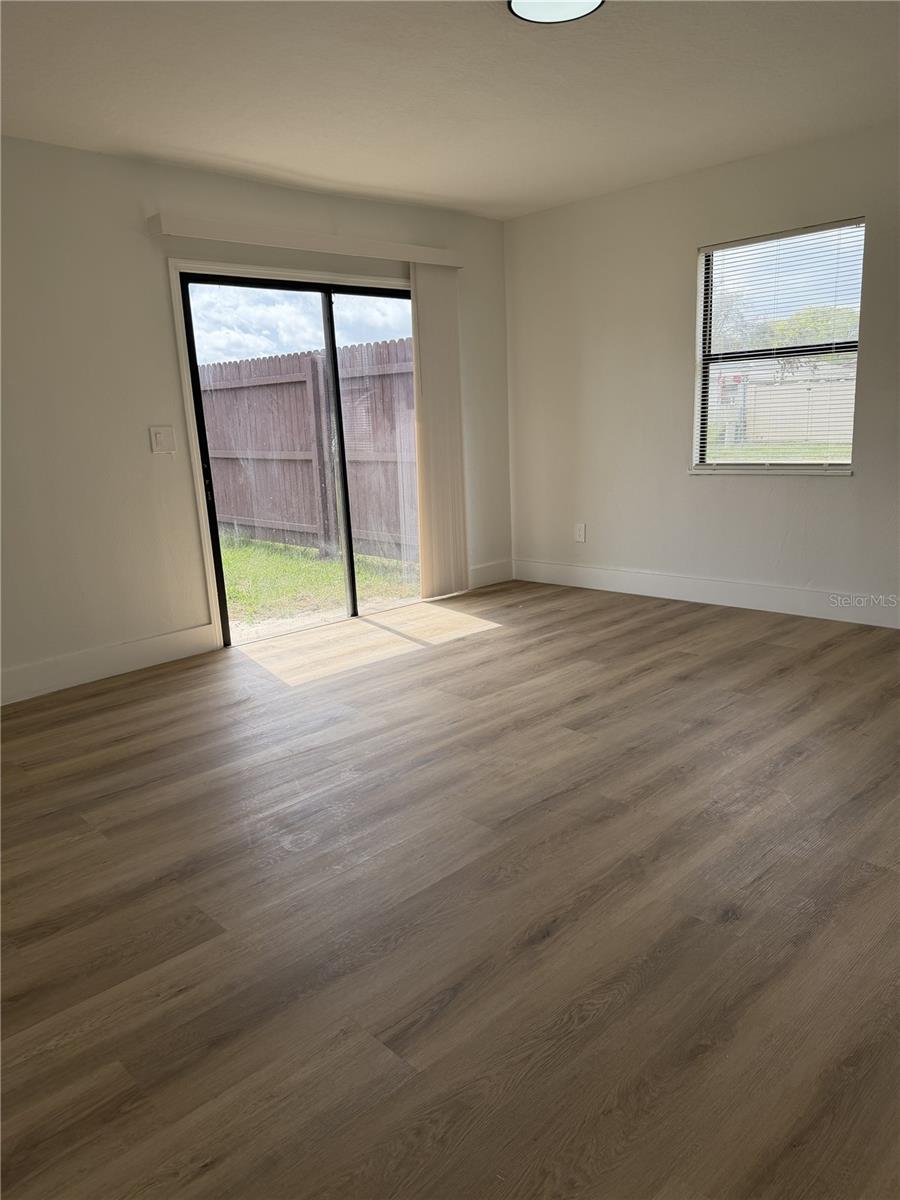 Image 14 of 60 For 107 Iguala Drive