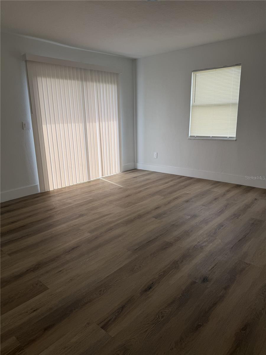 Image 15 of 60 For 107 Iguala Drive