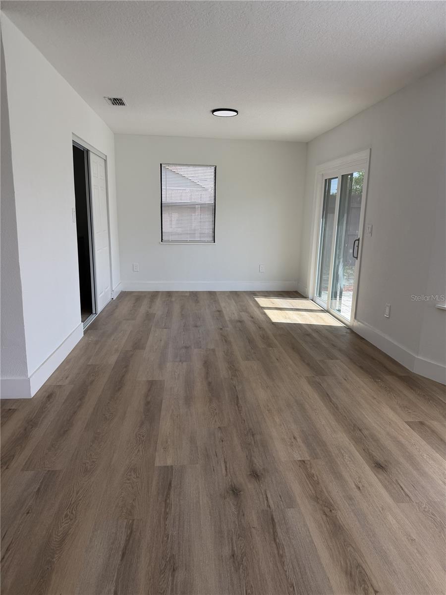 Image 18 of 60 For 107 Iguala Drive