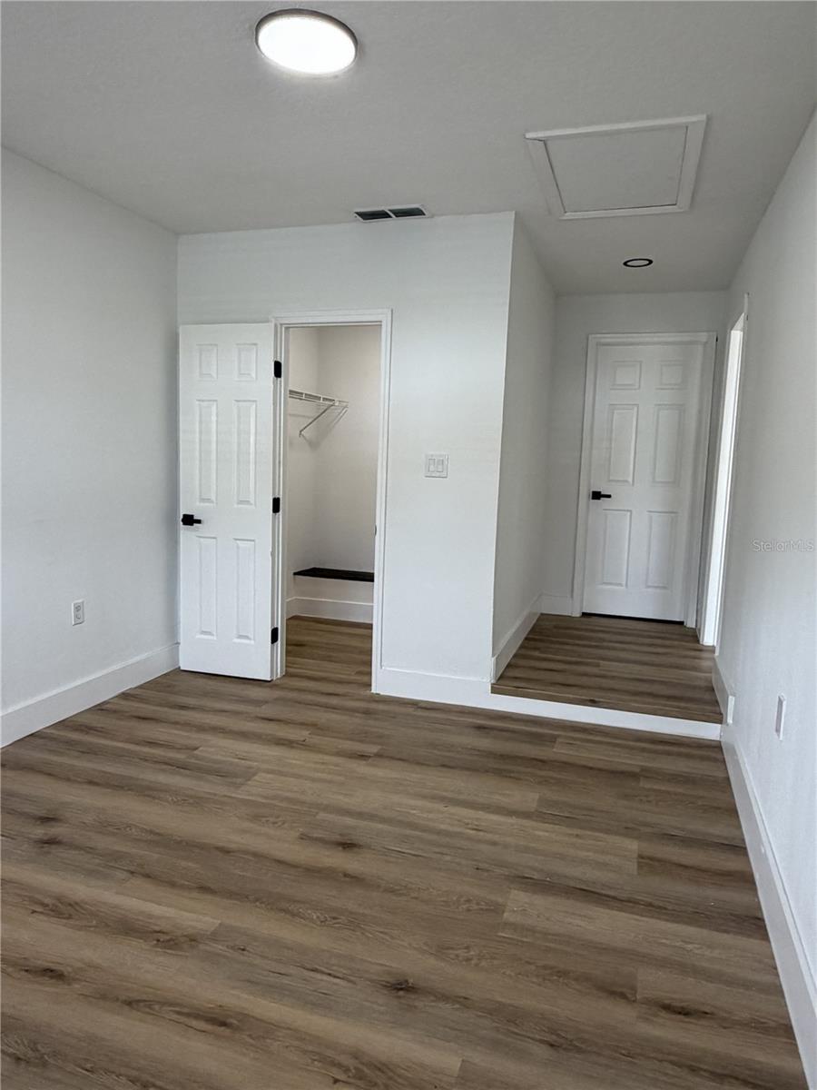 Image 34 of 60 For 107 Iguala Drive