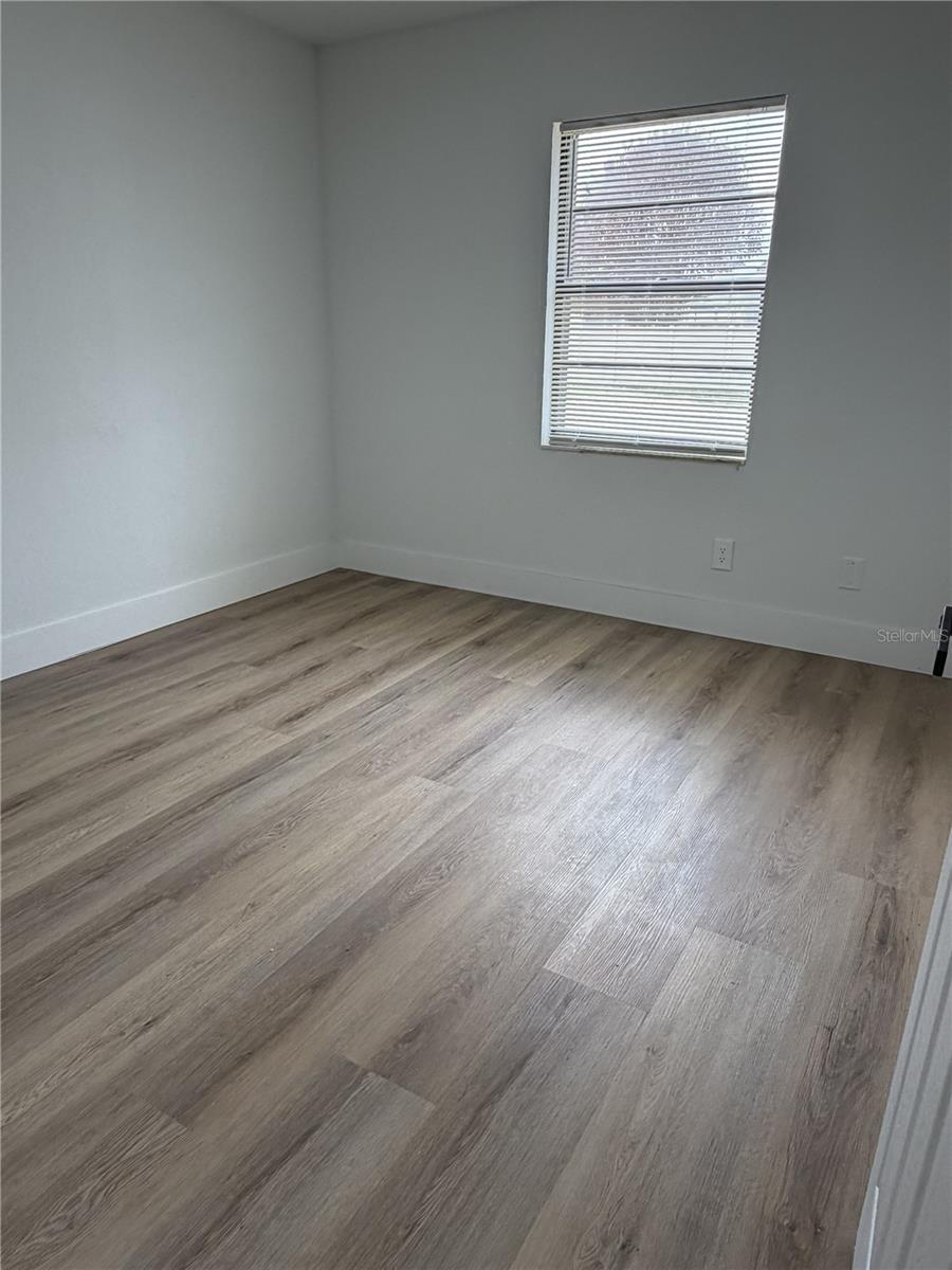 Image 38 of 60 For 107 Iguala Drive