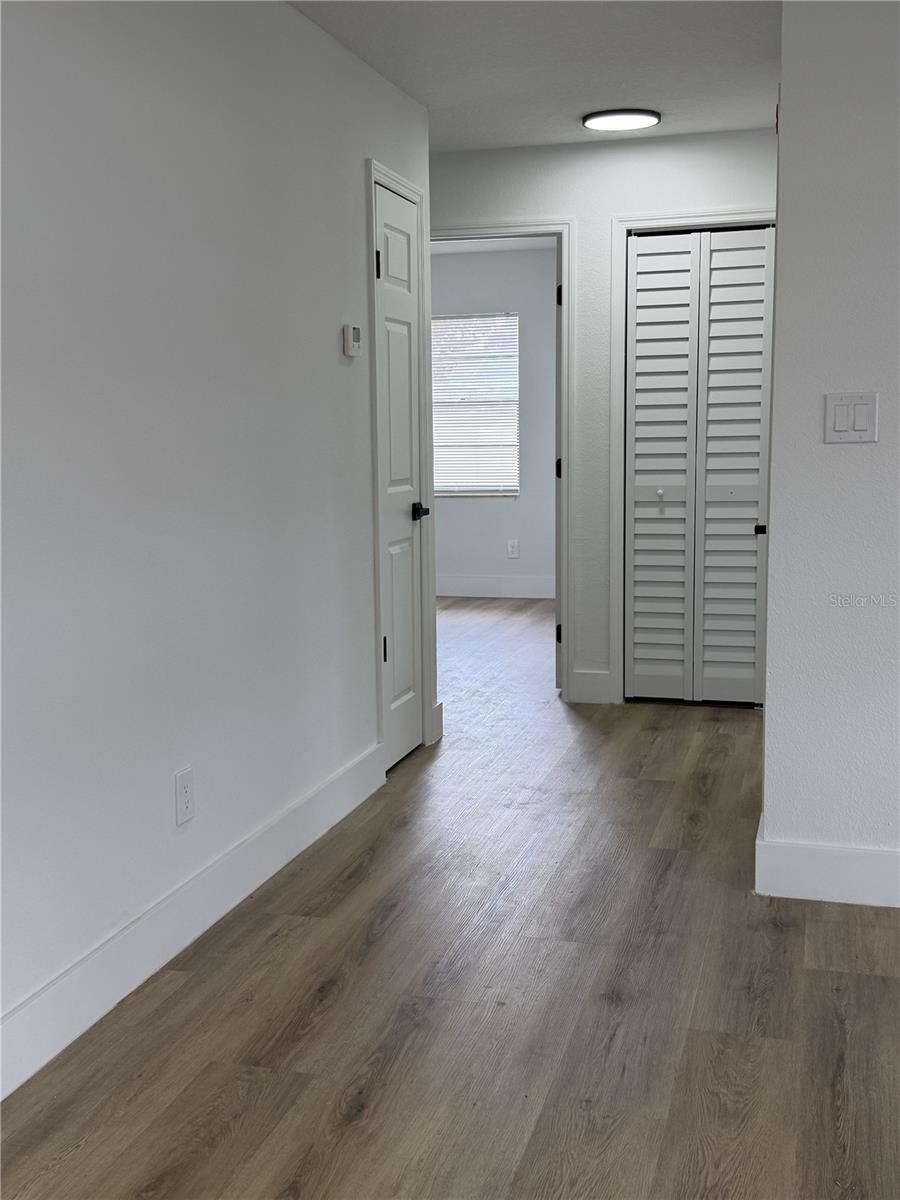 Image 5 of 60 For 107 Iguala Drive