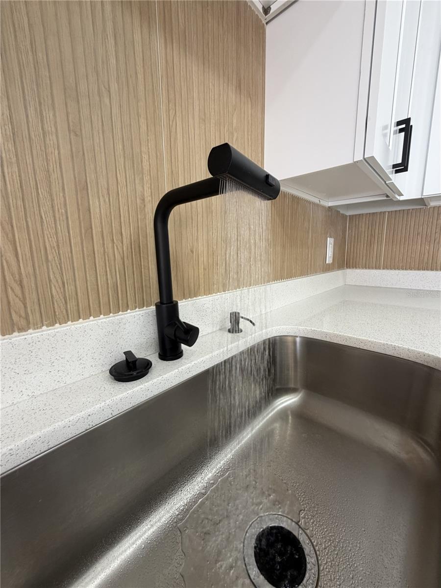 Image 9 of 60 For 107 Iguala Drive