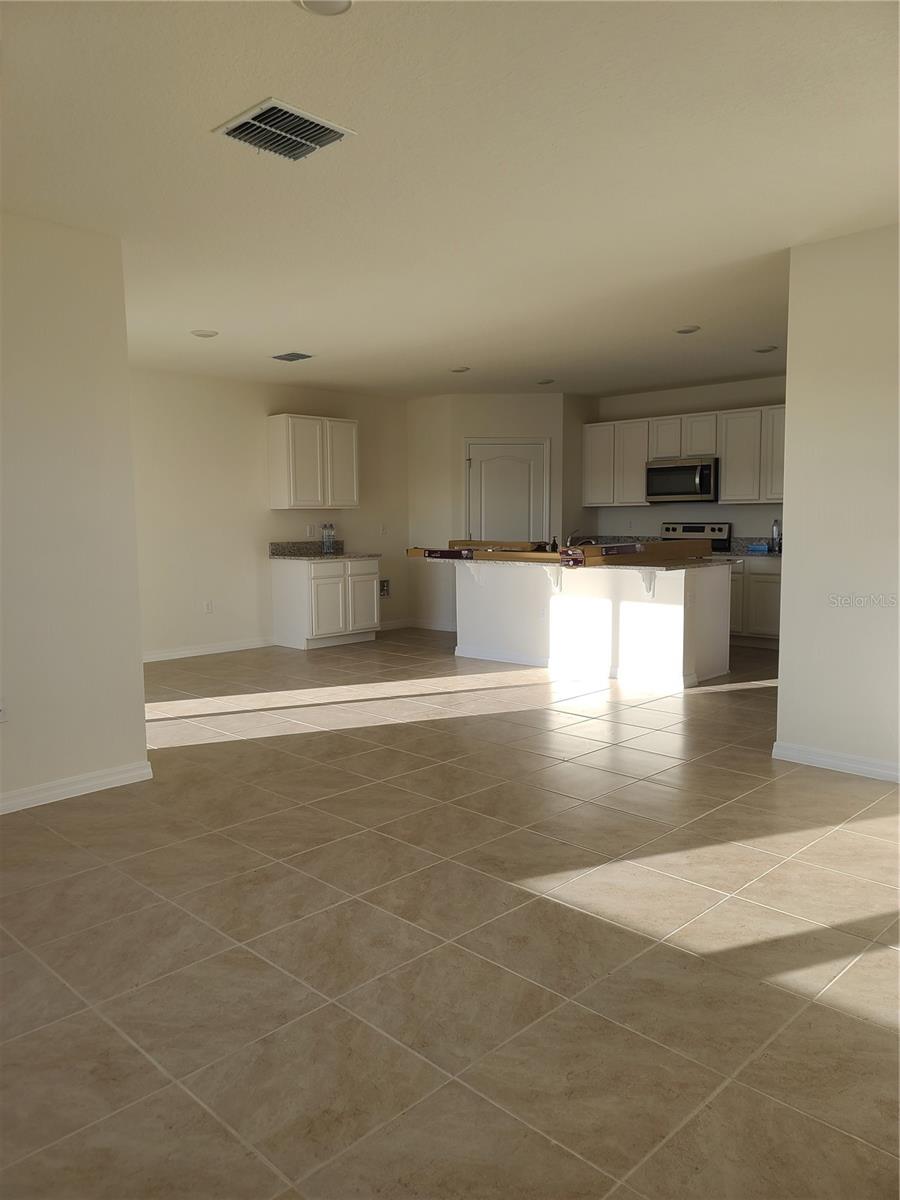 Image 4 of 21 For 1063 Brooklet Drive