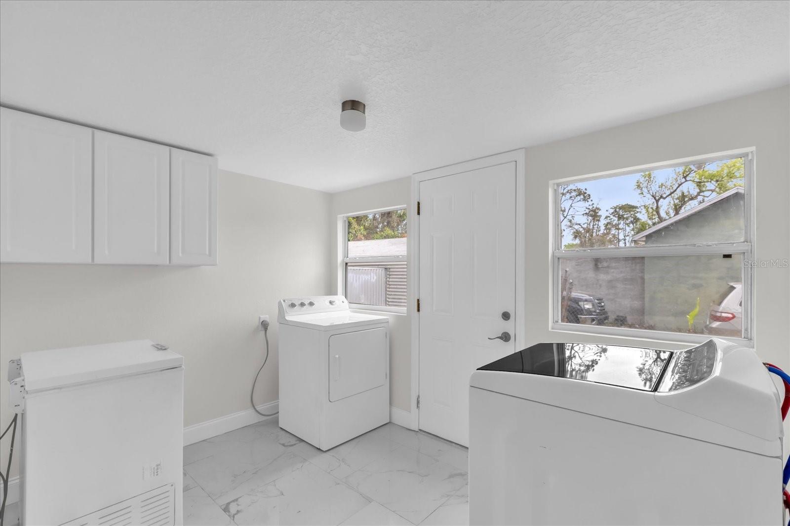 Image 18 of 27 For 7506 Mott Avenue