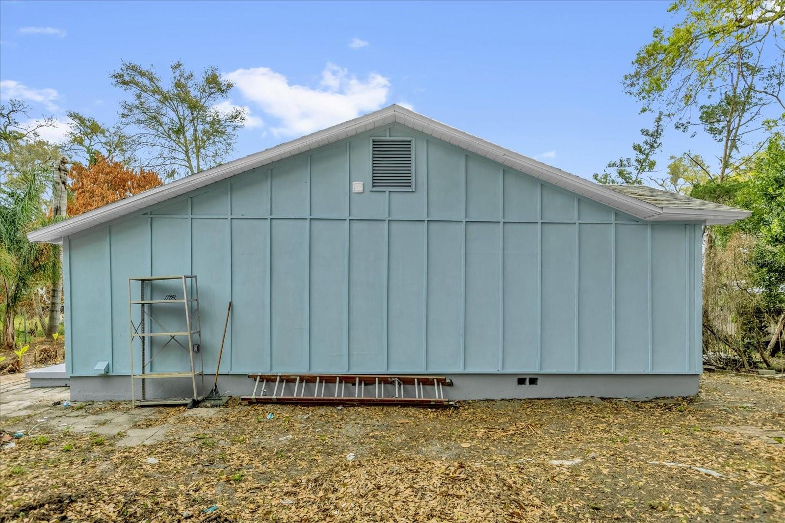 Image 21 of 27 For 7506 Mott Avenue