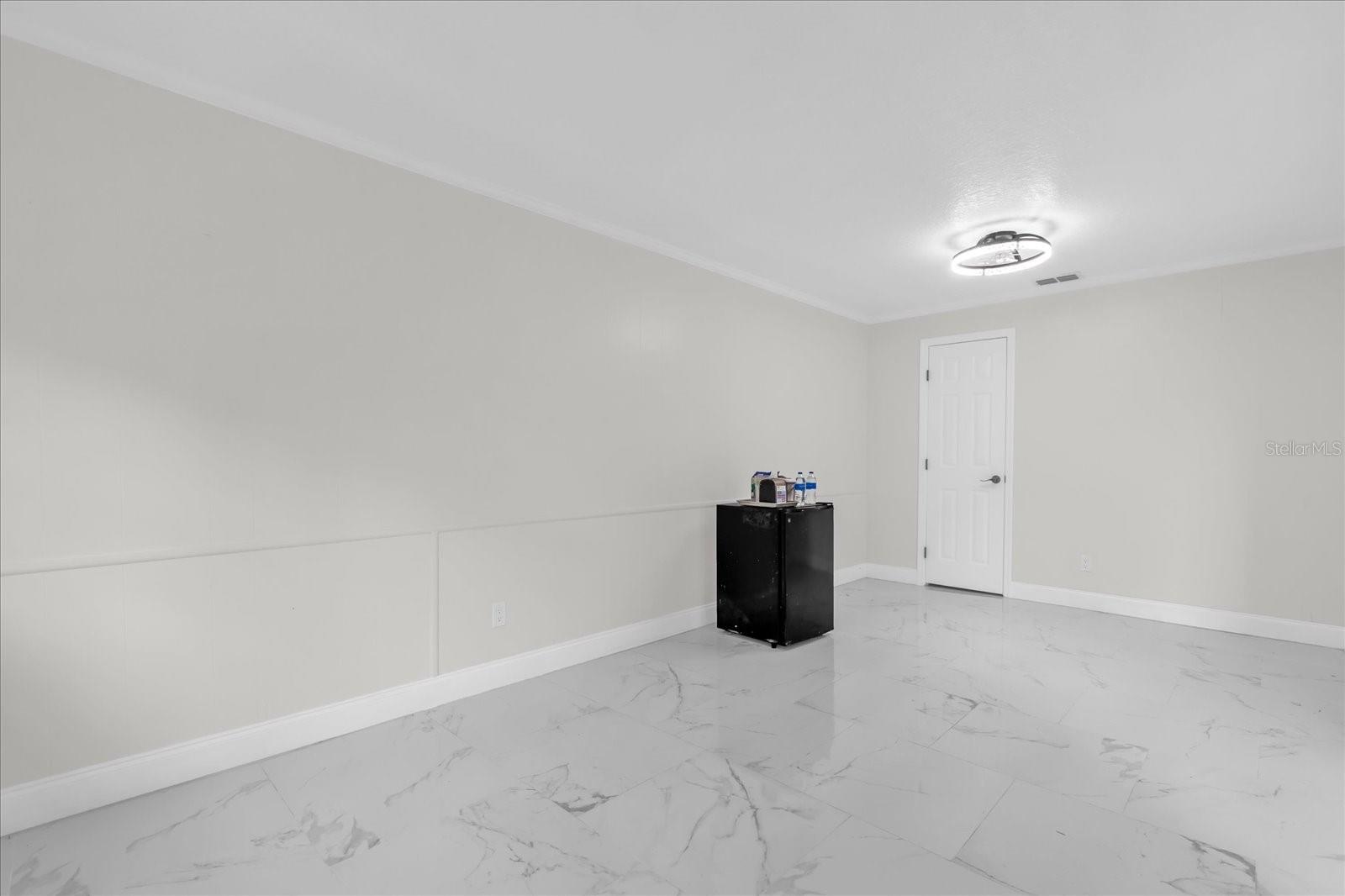 Image 5 of 27 For 7506 Mott Avenue