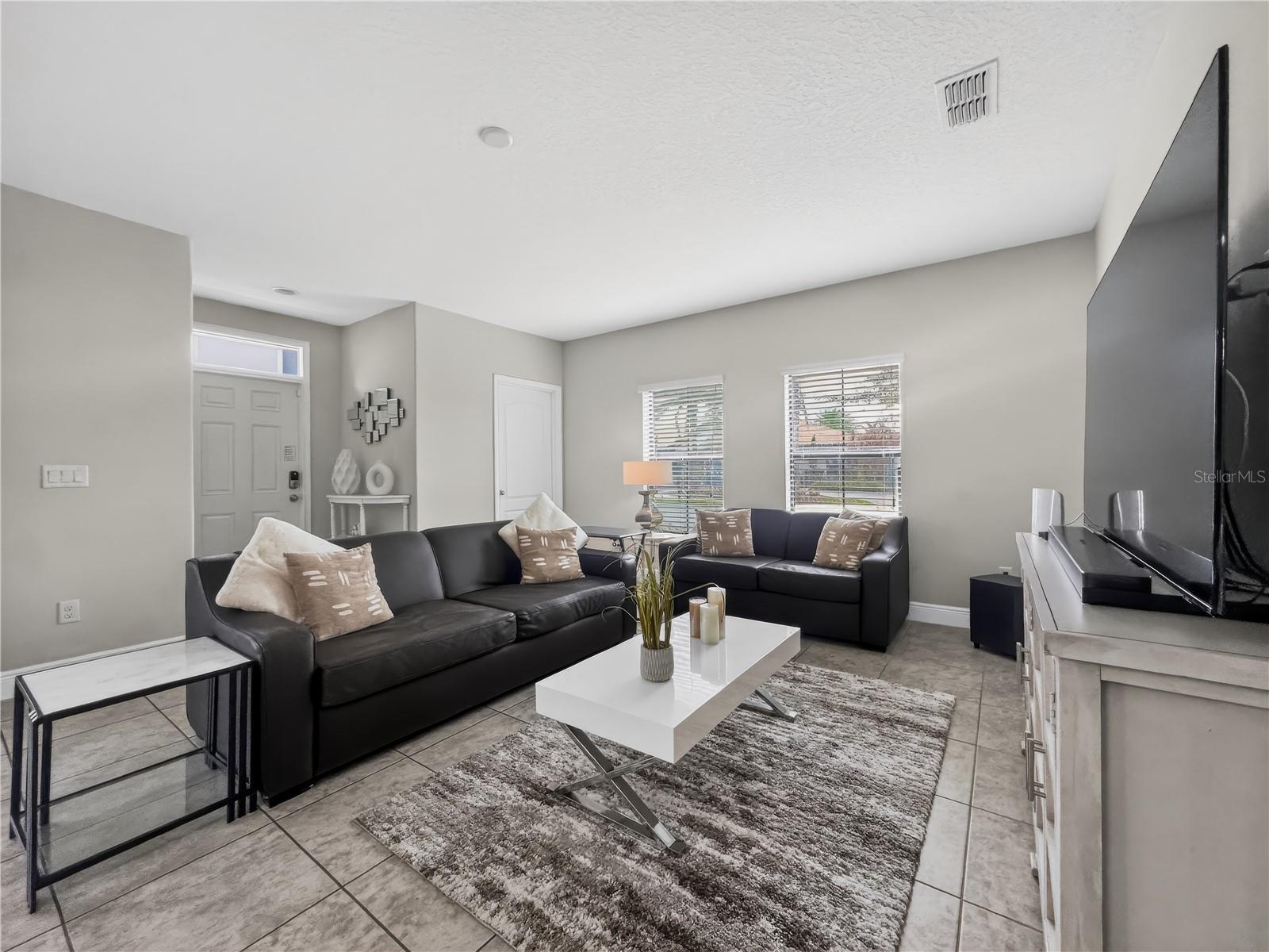 Image 10 of 42 For 127 Kenny Boulevard