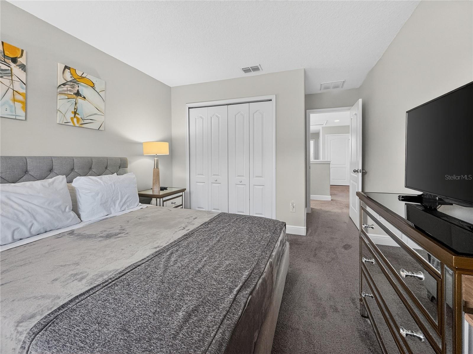 Image 21 of 42 For 127 Kenny Boulevard