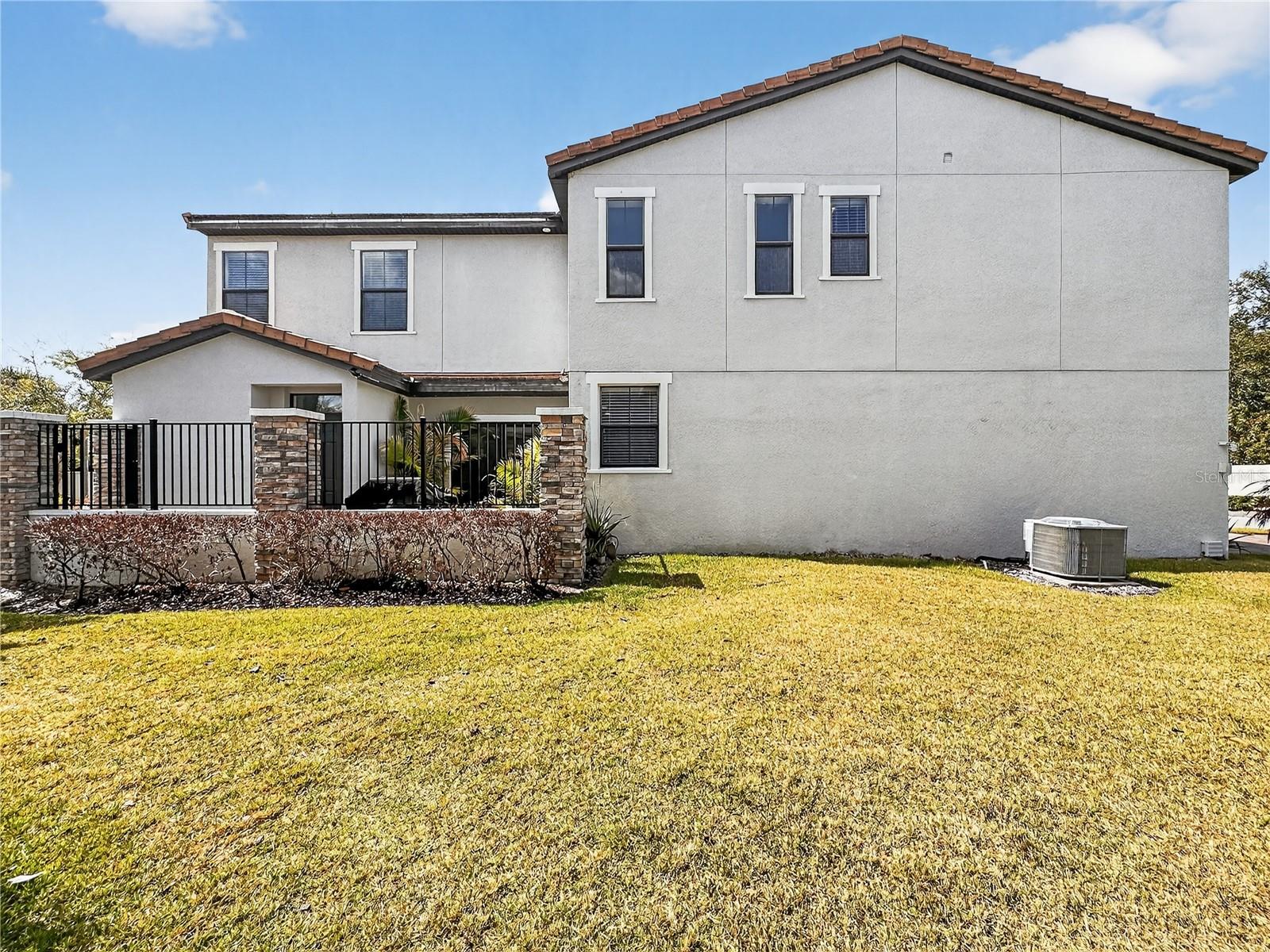 Image 34 of 42 For 127 Kenny Boulevard