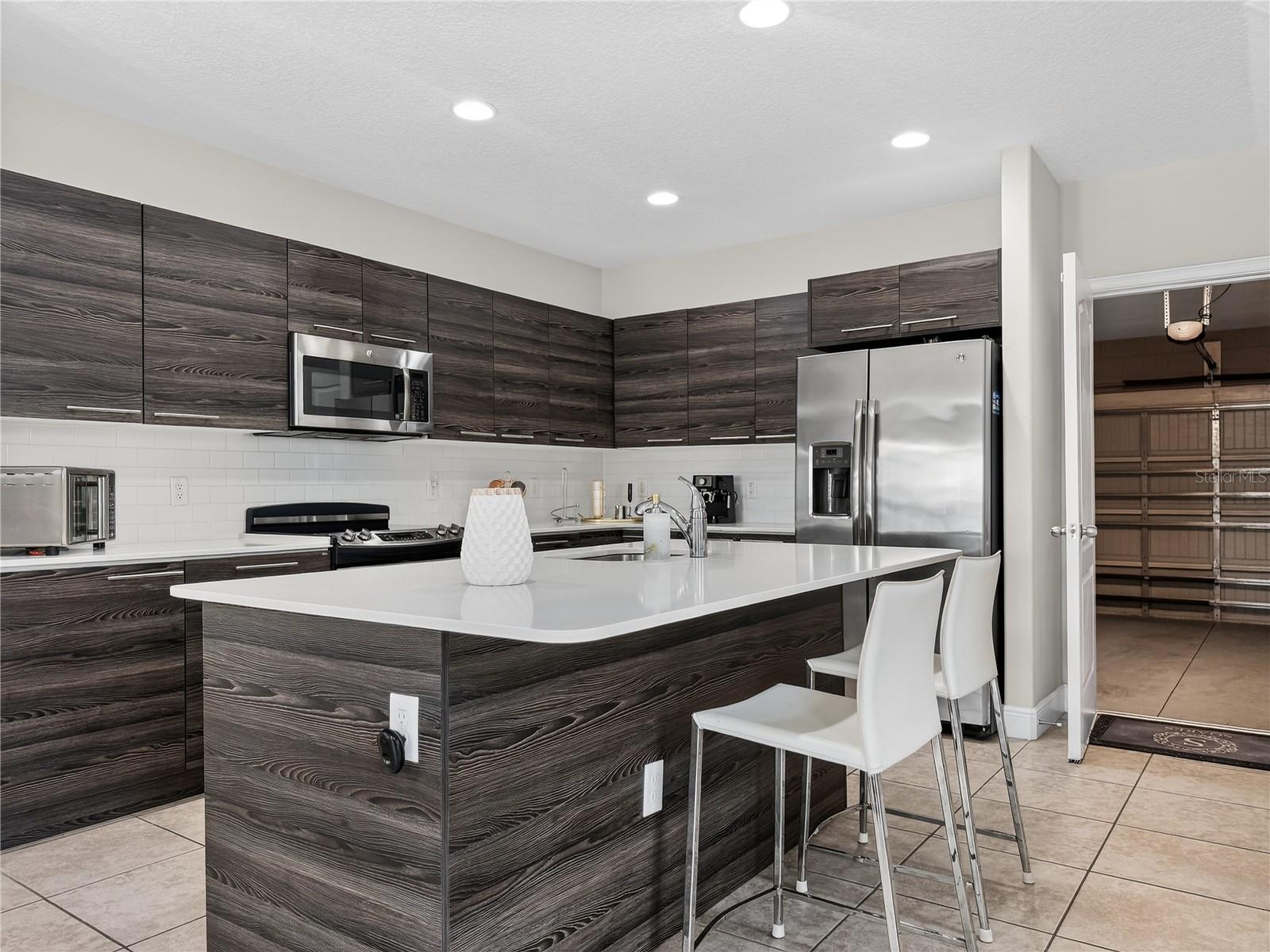 Image 4 of 42 For 127 Kenny Boulevard