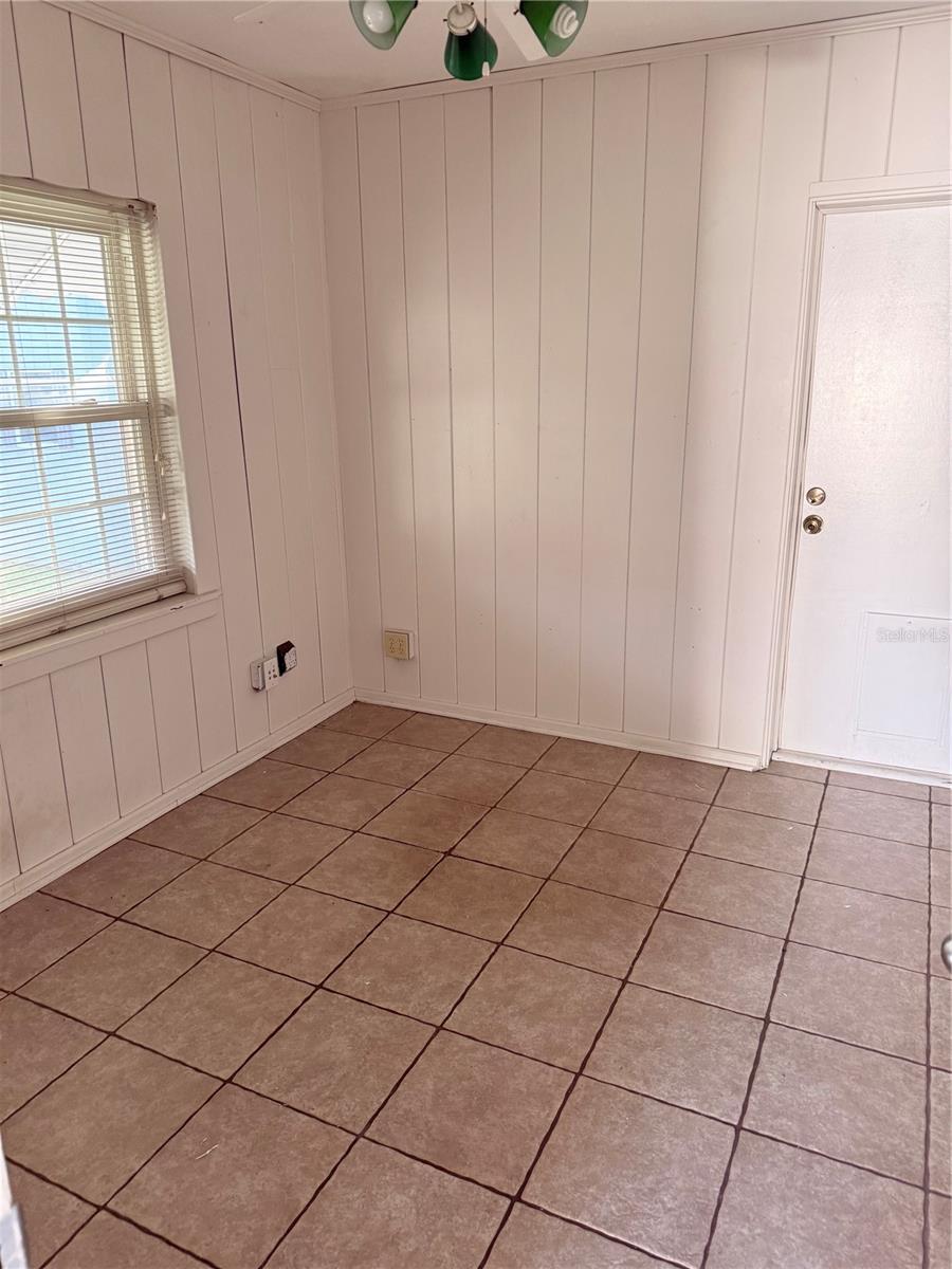 Image 10 of 25 For 2846 Euston Road