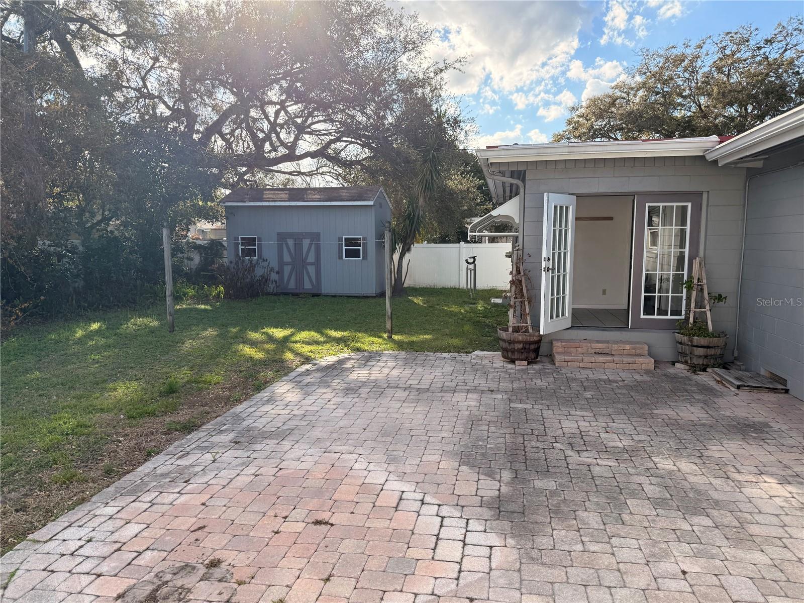 Image 20 of 25 For 2846 Euston Road