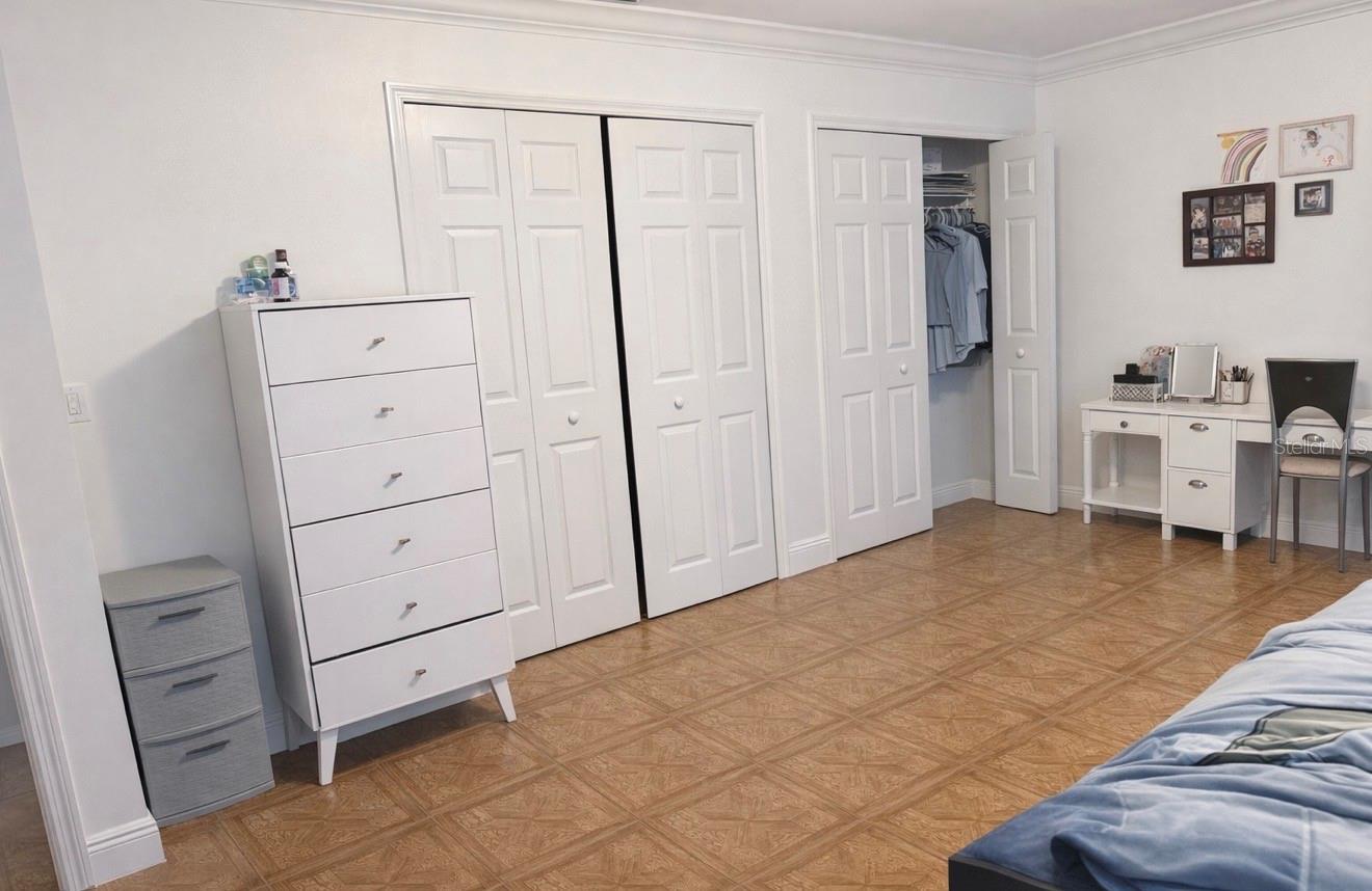 Image 13 of 24 For 13851 Amberleigh Road