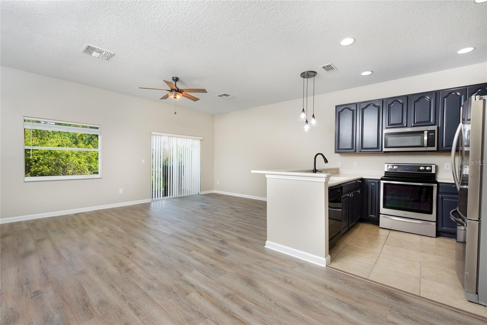 Image 4 of 8 For 11939 Great Commission Way