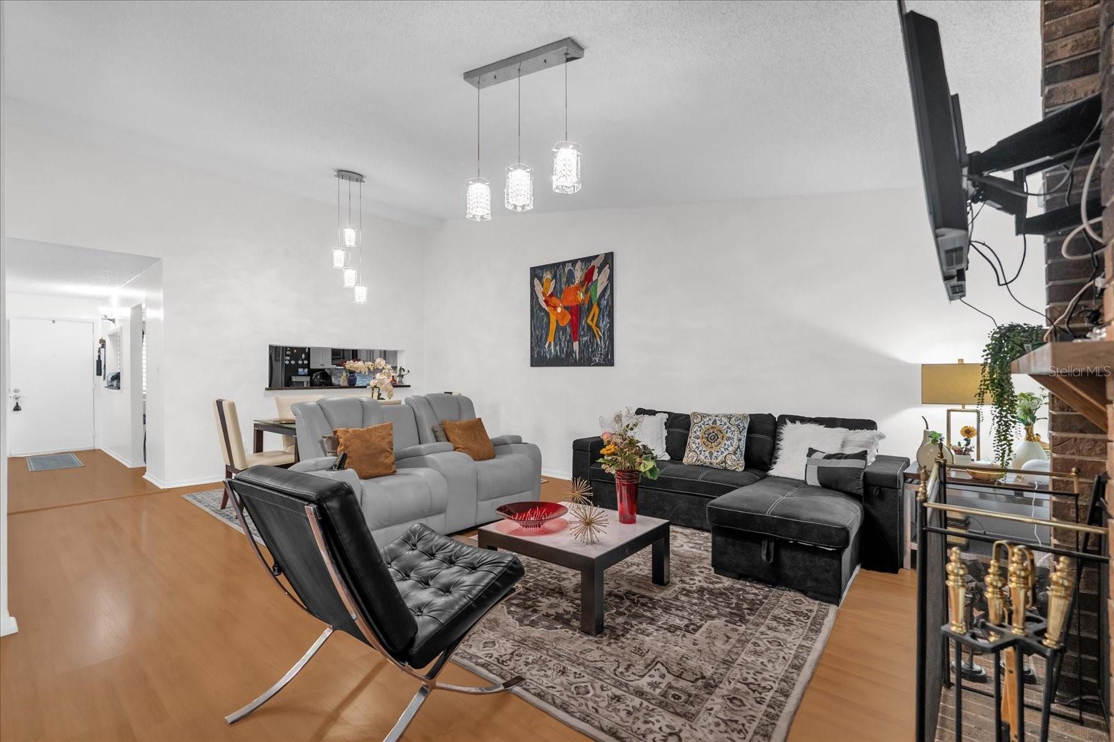 Image 3 of 29 For 7 Escondido Circle 72