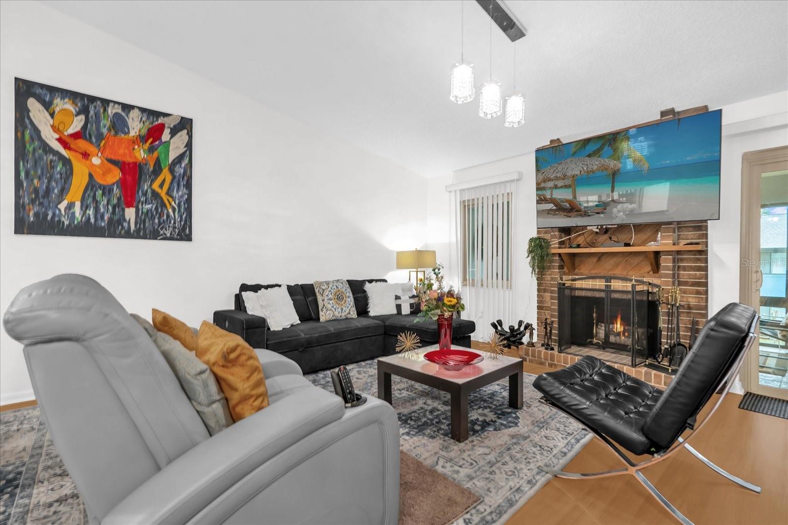 Image 4 of 29 For 7 Escondido Circle 72