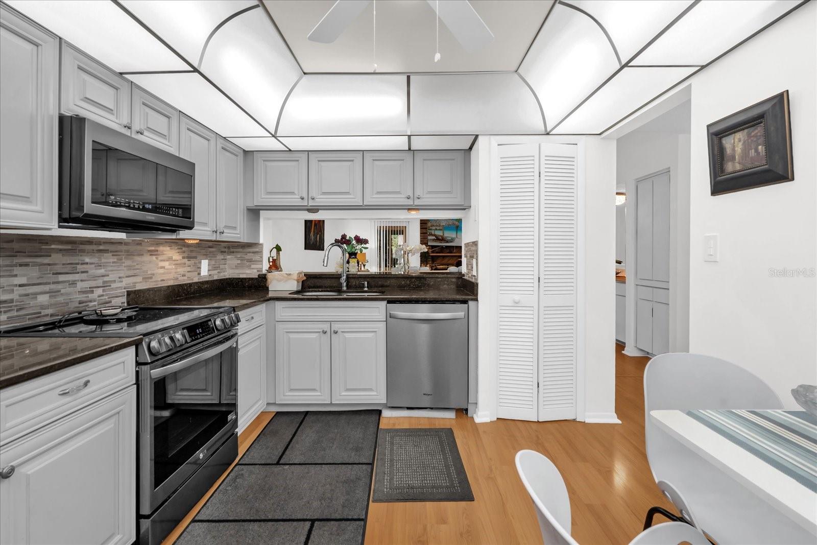 Image 9 of 29 For 7 Escondido Circle 72