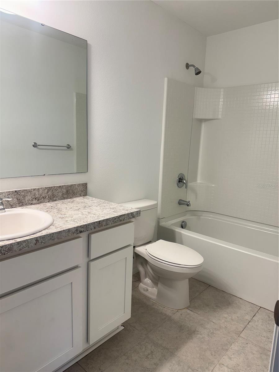 Image 17 of 23 For 233 Mandovi Street