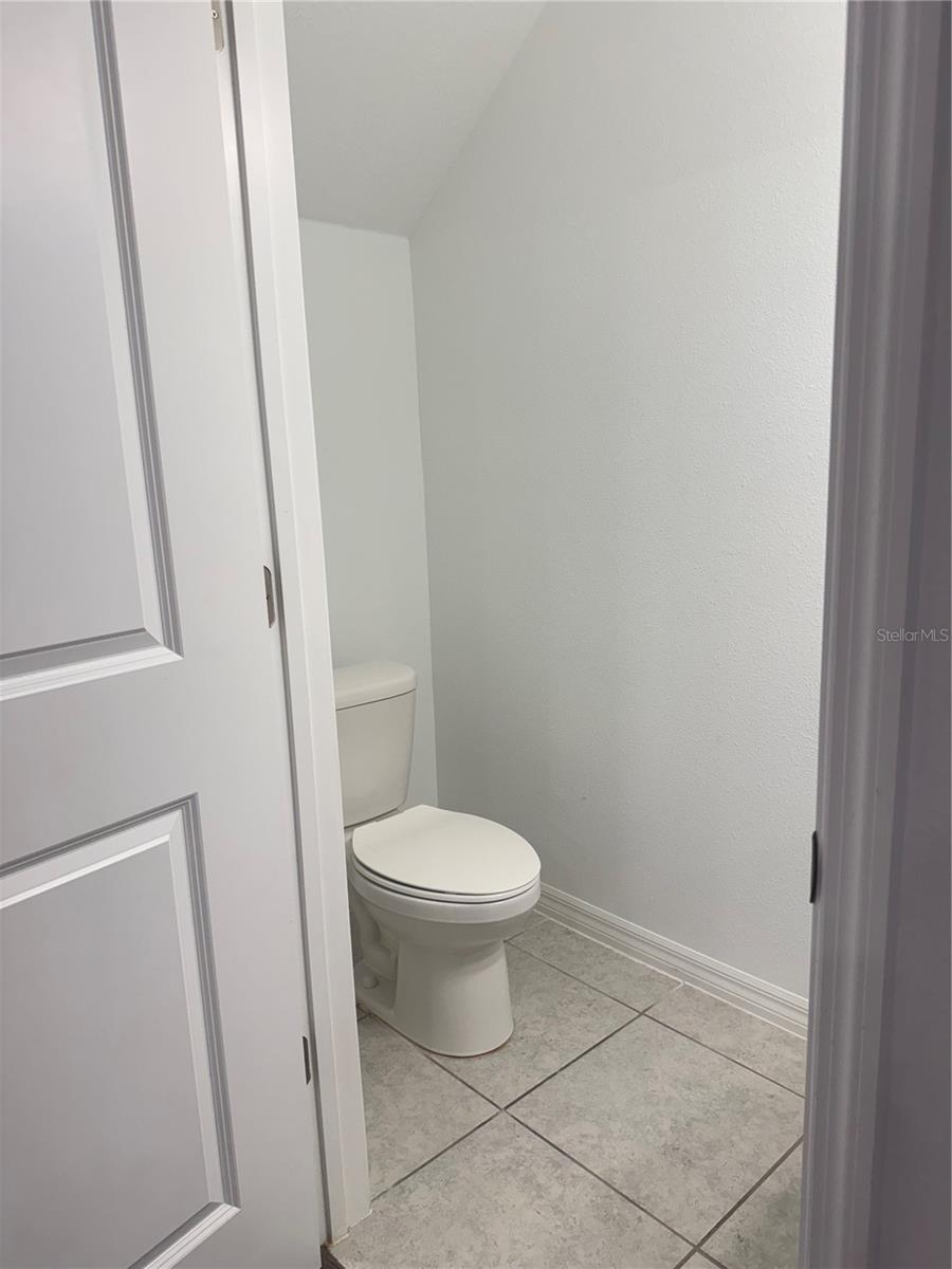 Image 3 of 23 For 233 Mandovi Street