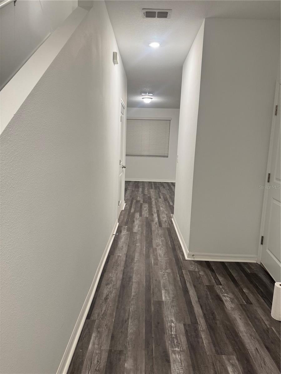 Image 6 of 23 For 233 Mandovi Street