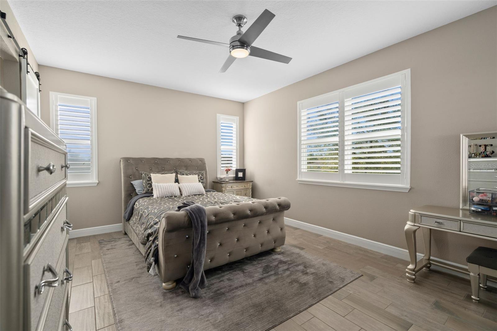 Image 21 of 38 For 5692 Western Sun Drive