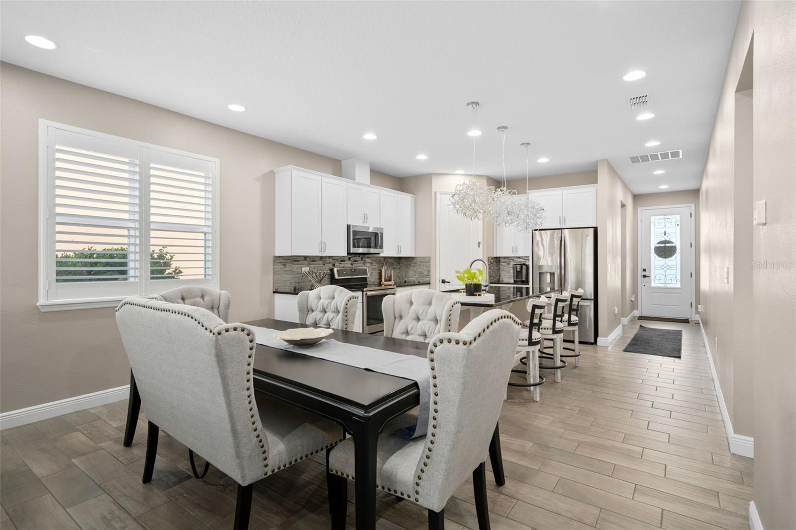 Image 7 of 38 For 5692 Western Sun Drive