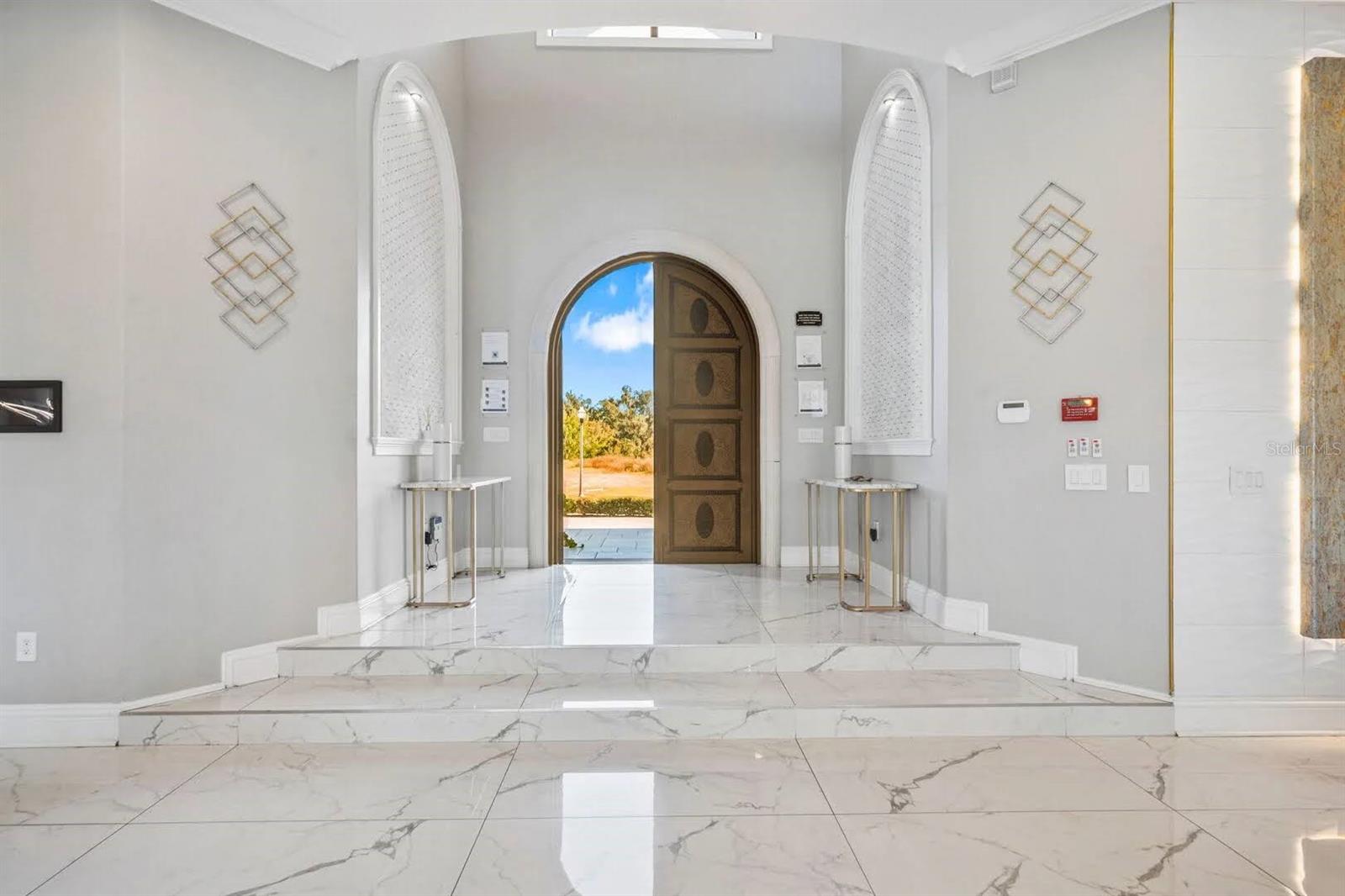 Image 18 of 79 For 521 Muirfield Loop