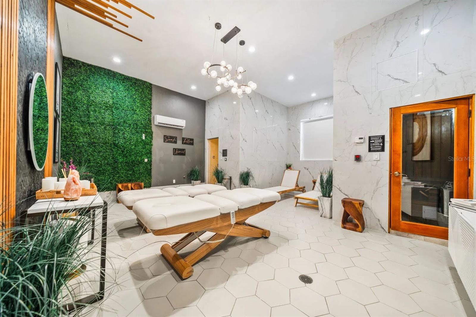 Image 44 of 79 For 521 Muirfield Loop