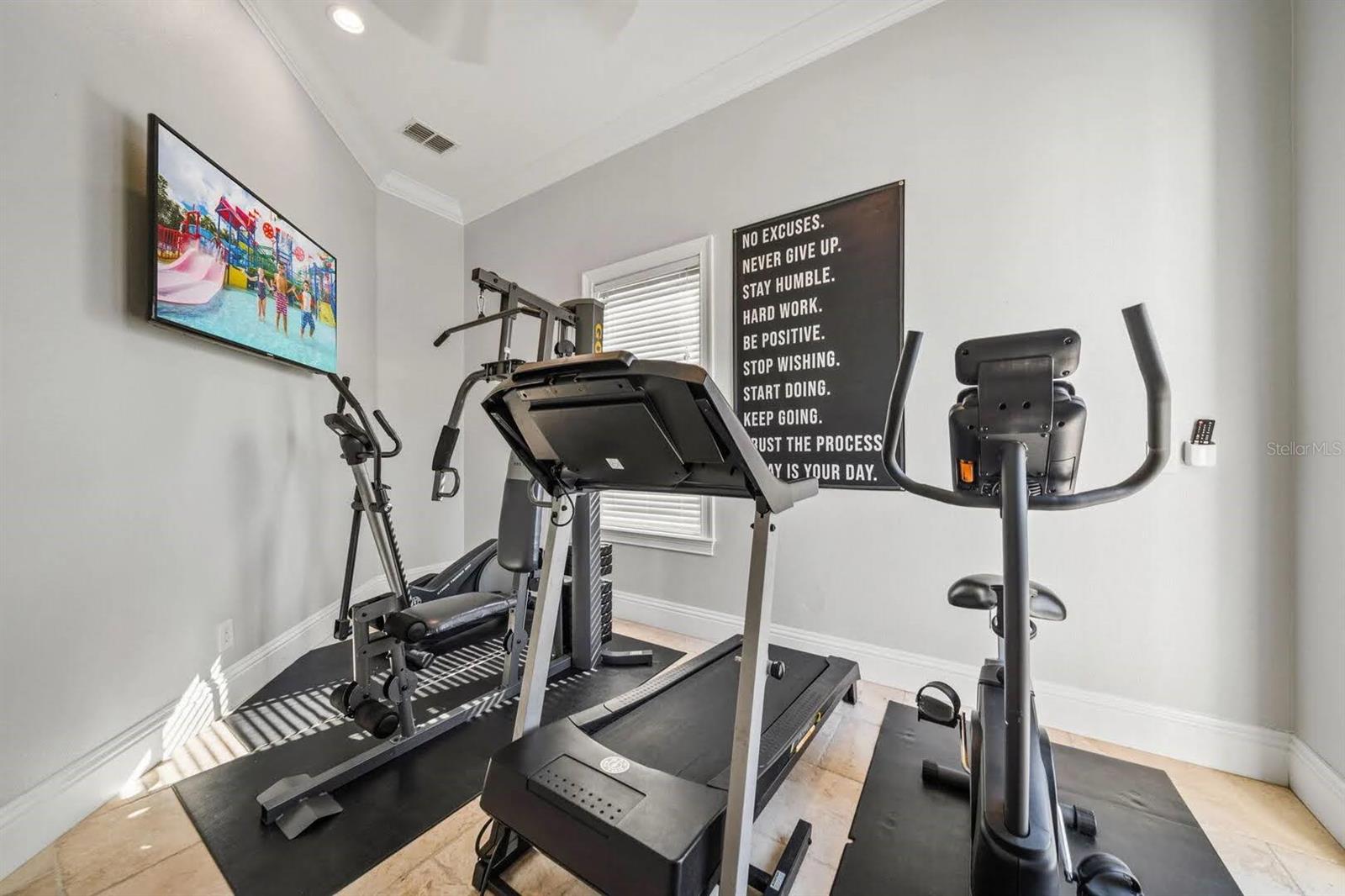 Image 46 of 79 For 521 Muirfield Loop