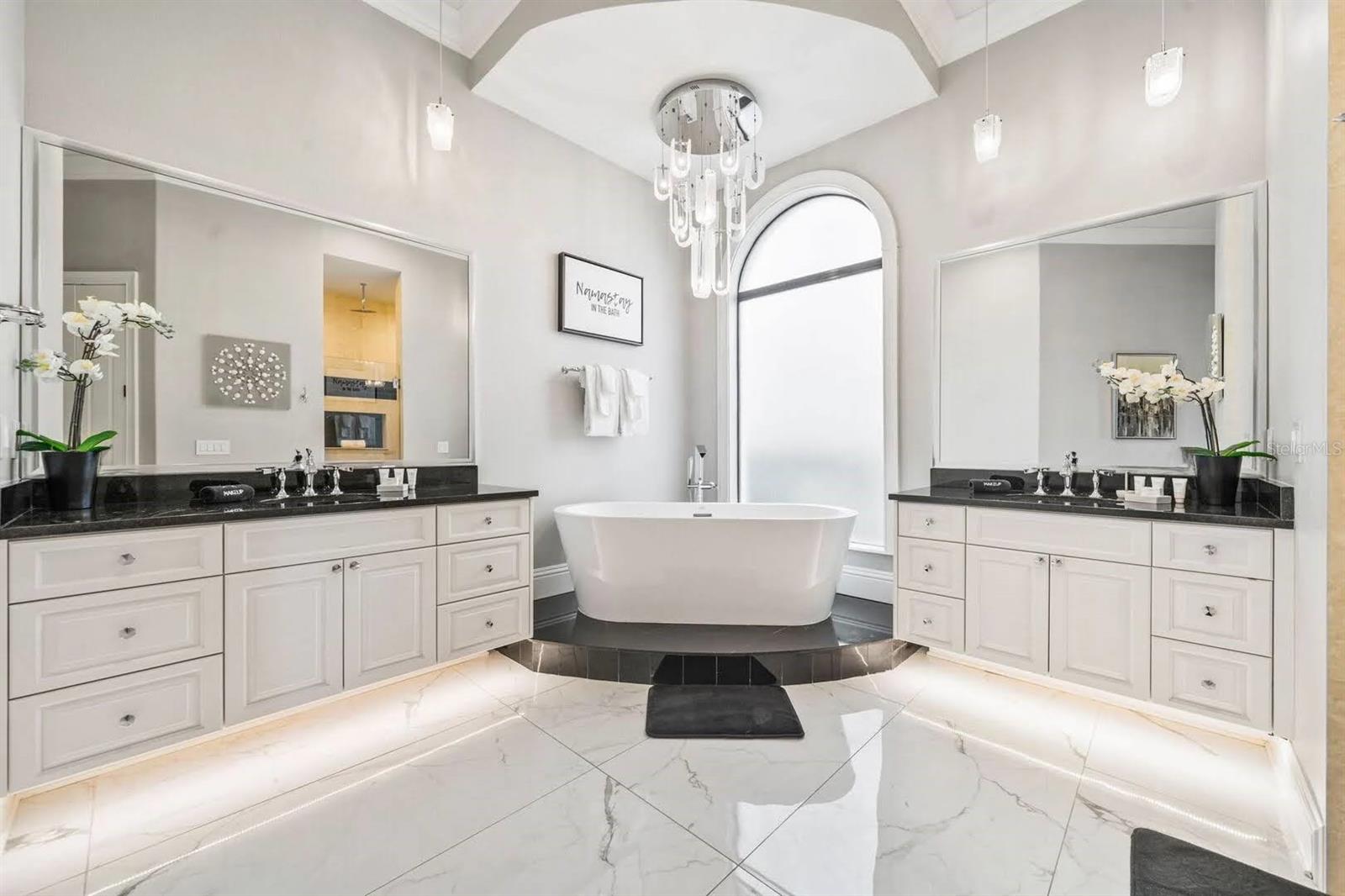 Image 49 of 79 For 521 Muirfield Loop