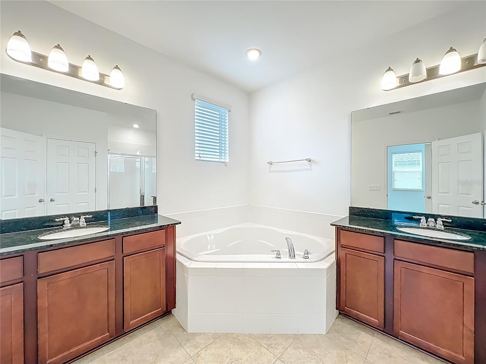 Image 27 of 43 For 12989 Westside Village Loop