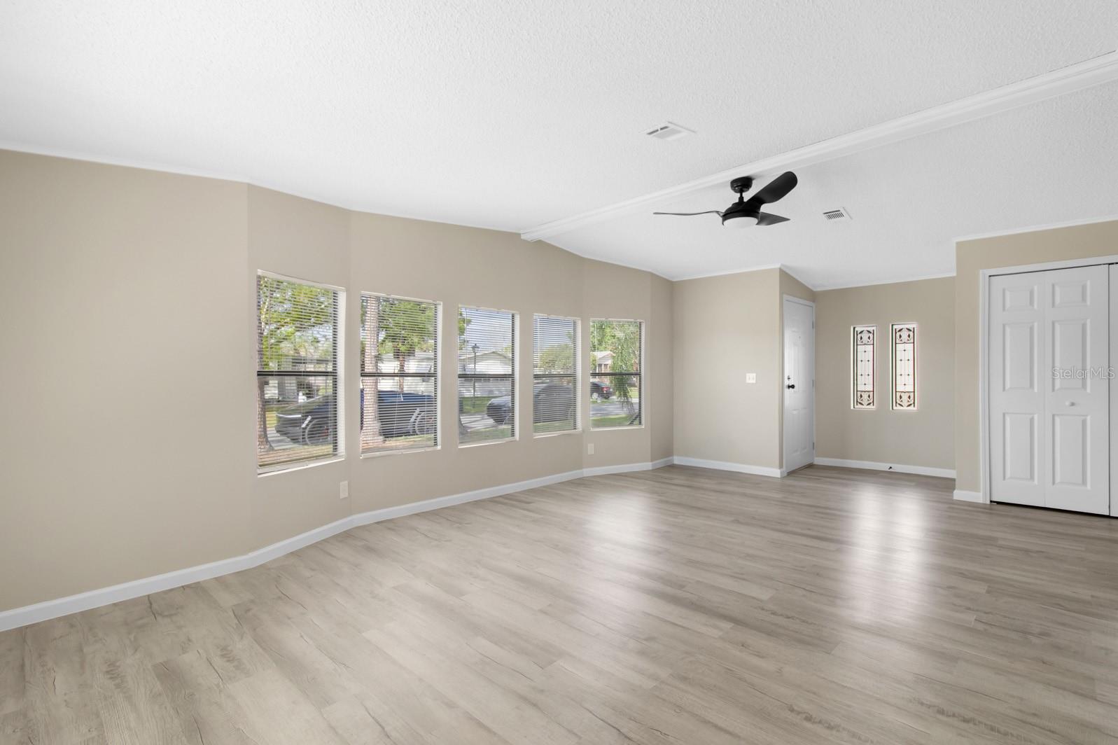 Image 13 of 48 For 217 Ellsworth Drive