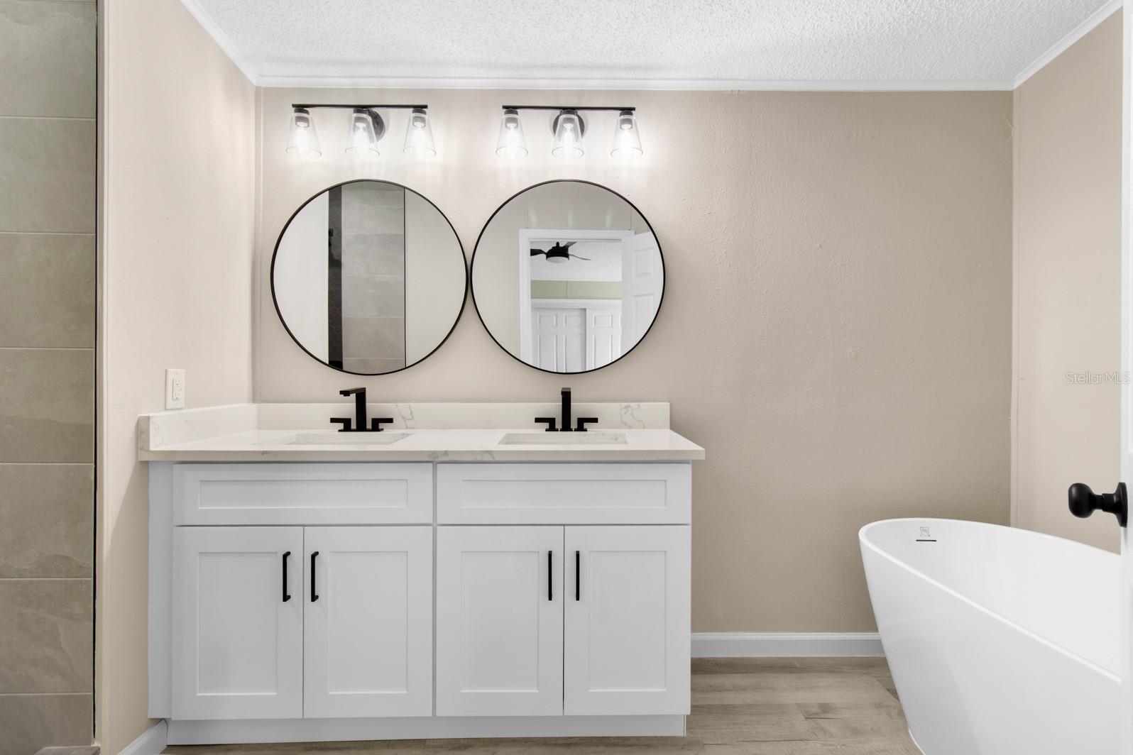 Image 21 of 48 For 217 Ellsworth Drive