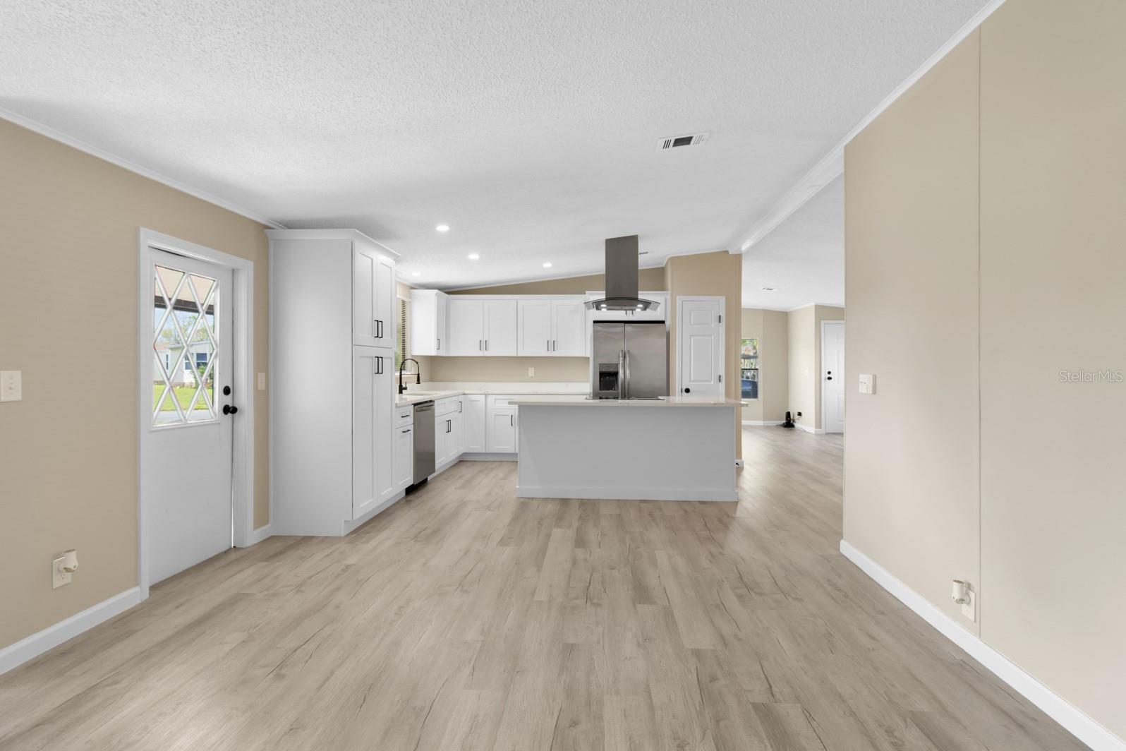 Image 9 of 48 For 217 Ellsworth Drive