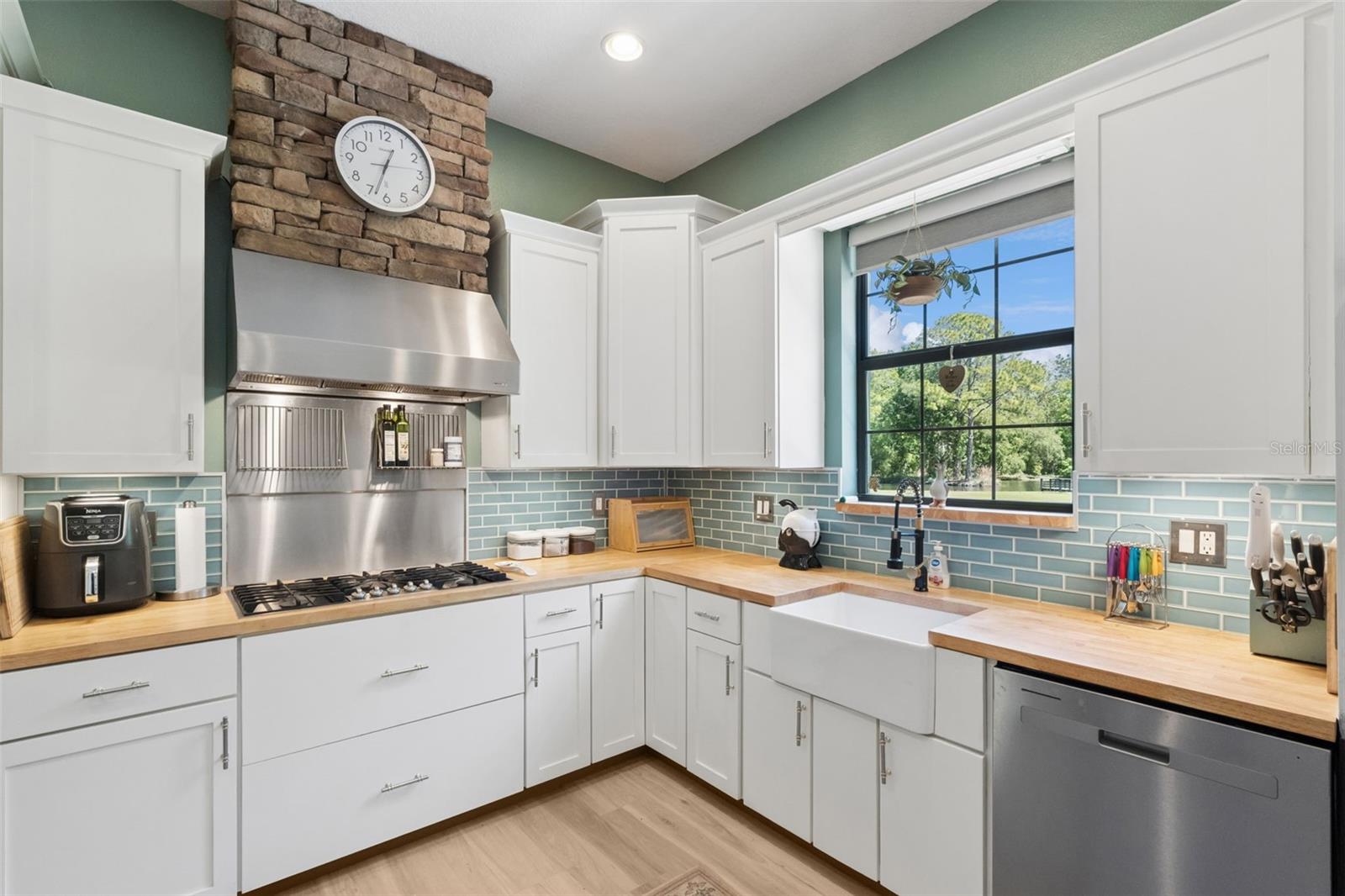 Image 18 of 95 For 8501 Natures Hammock Trail