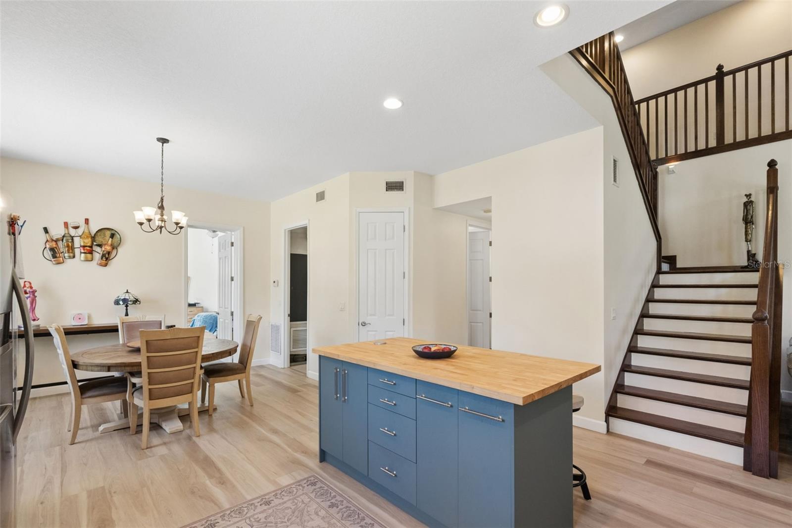 Image 21 of 95 For 8501 Natures Hammock Trail