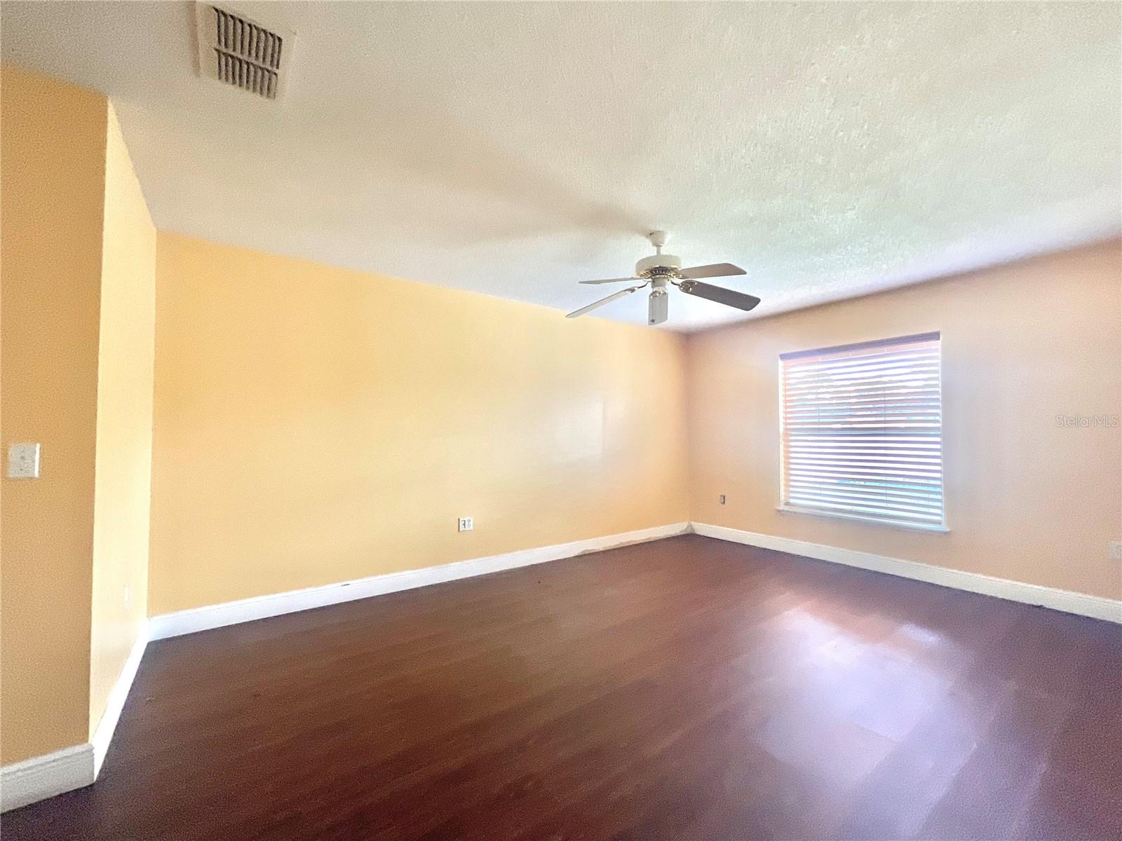 Image 6 of 15 For 352 Clermont Drive