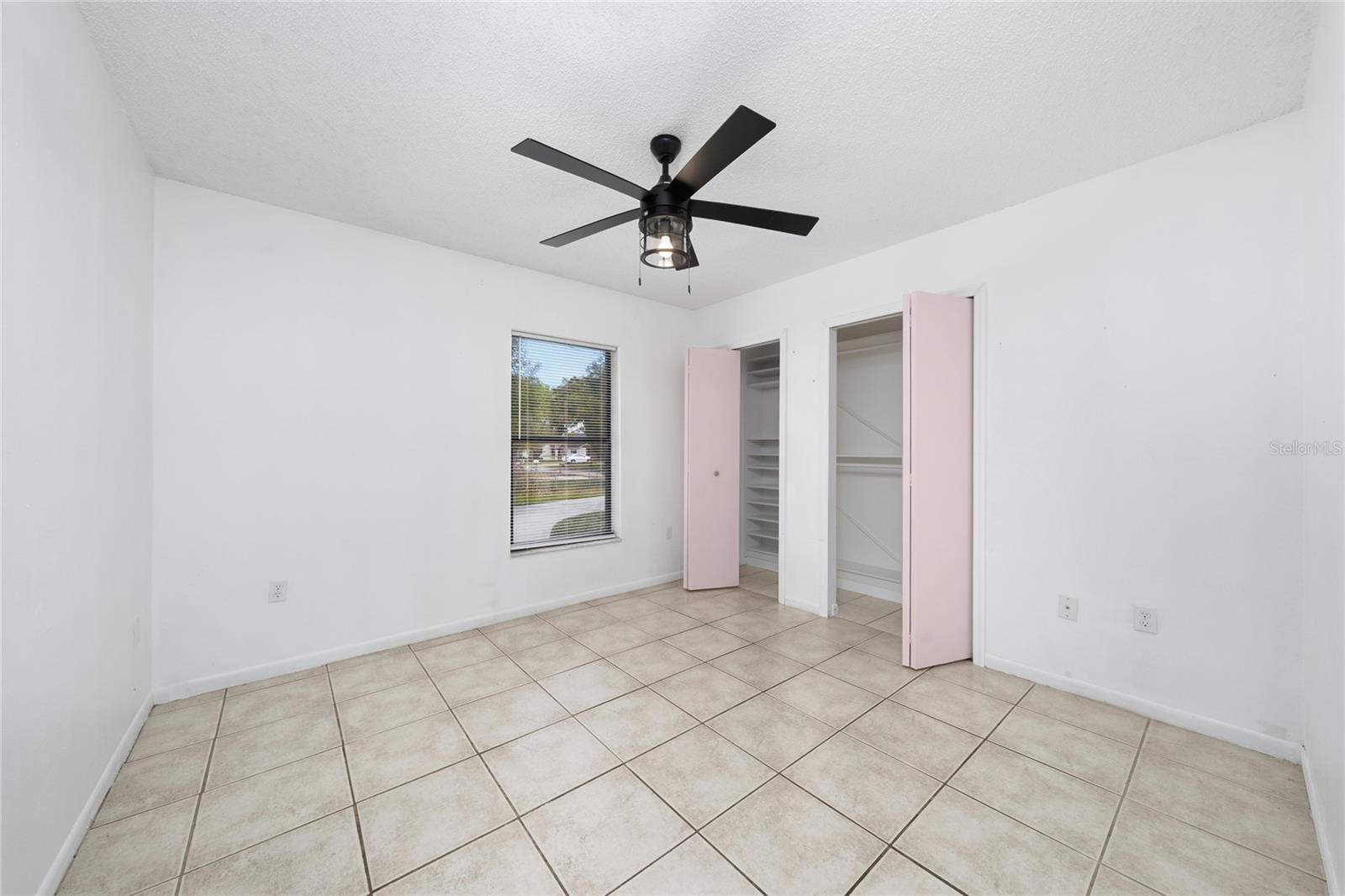 Image 11 of 35 For 1727 Sandalwood Circle Sw