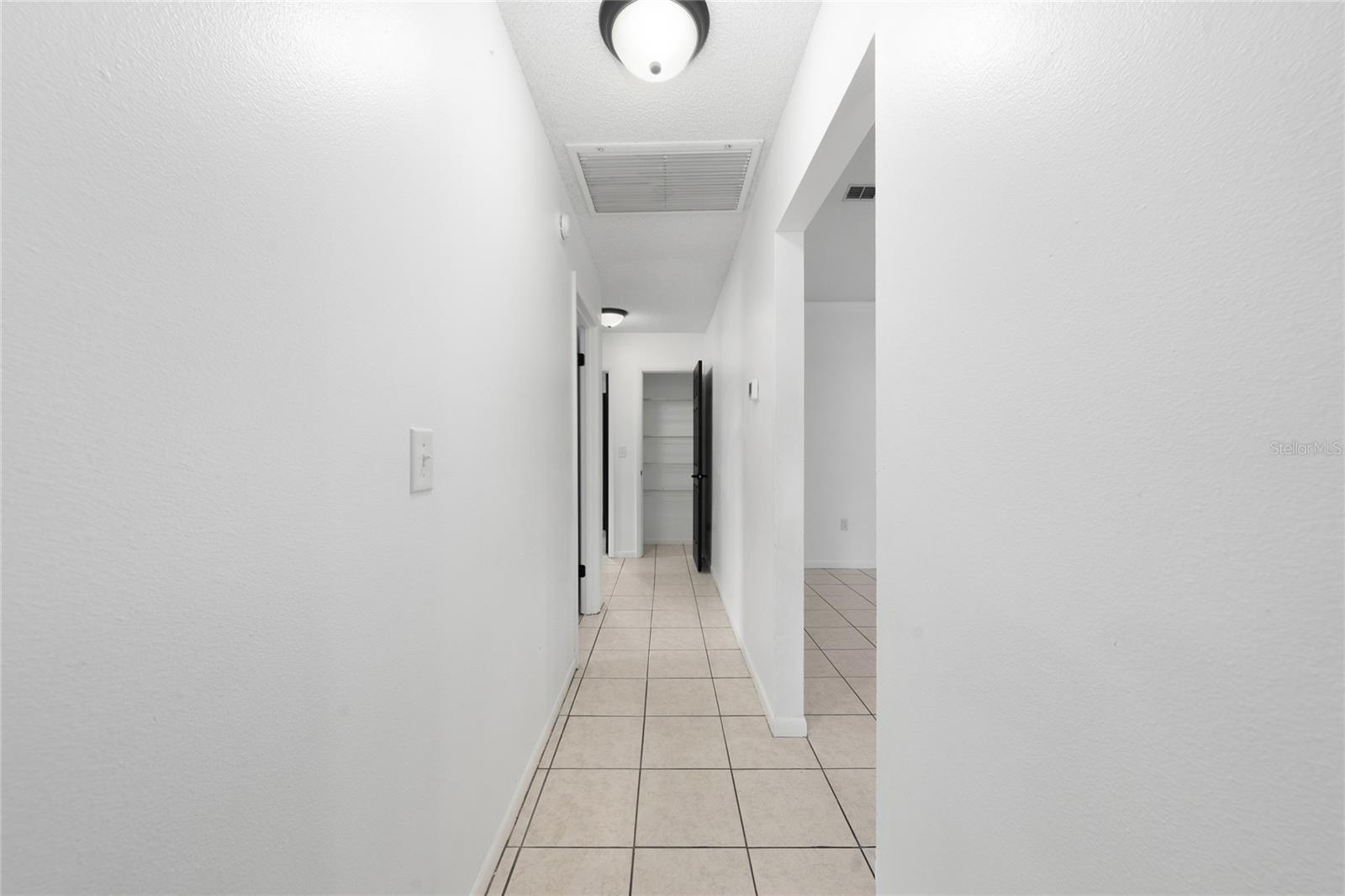 Image 13 of 35 For 1727 Sandalwood Circle Sw