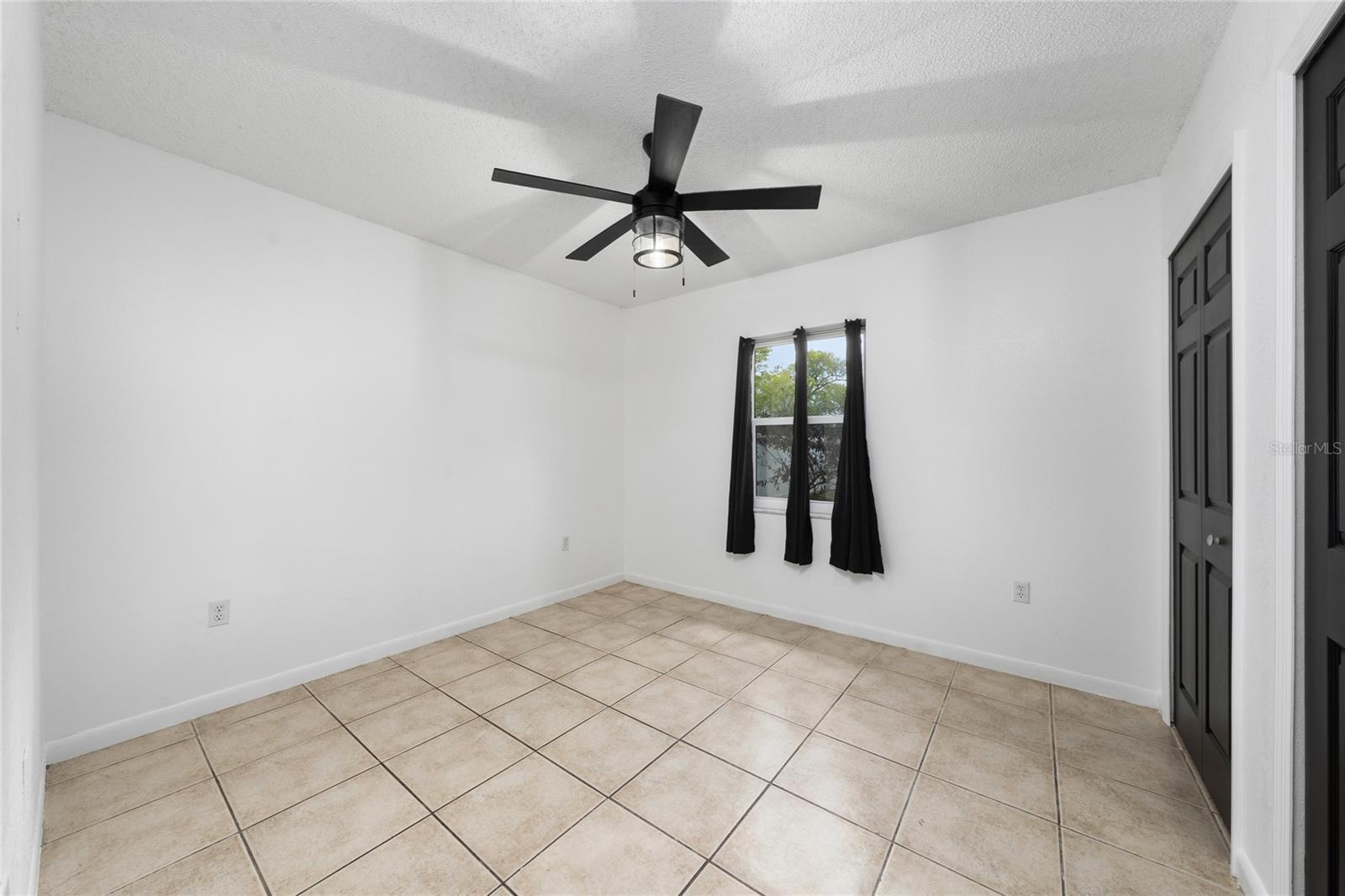 Image 17 of 35 For 1727 Sandalwood Circle Sw