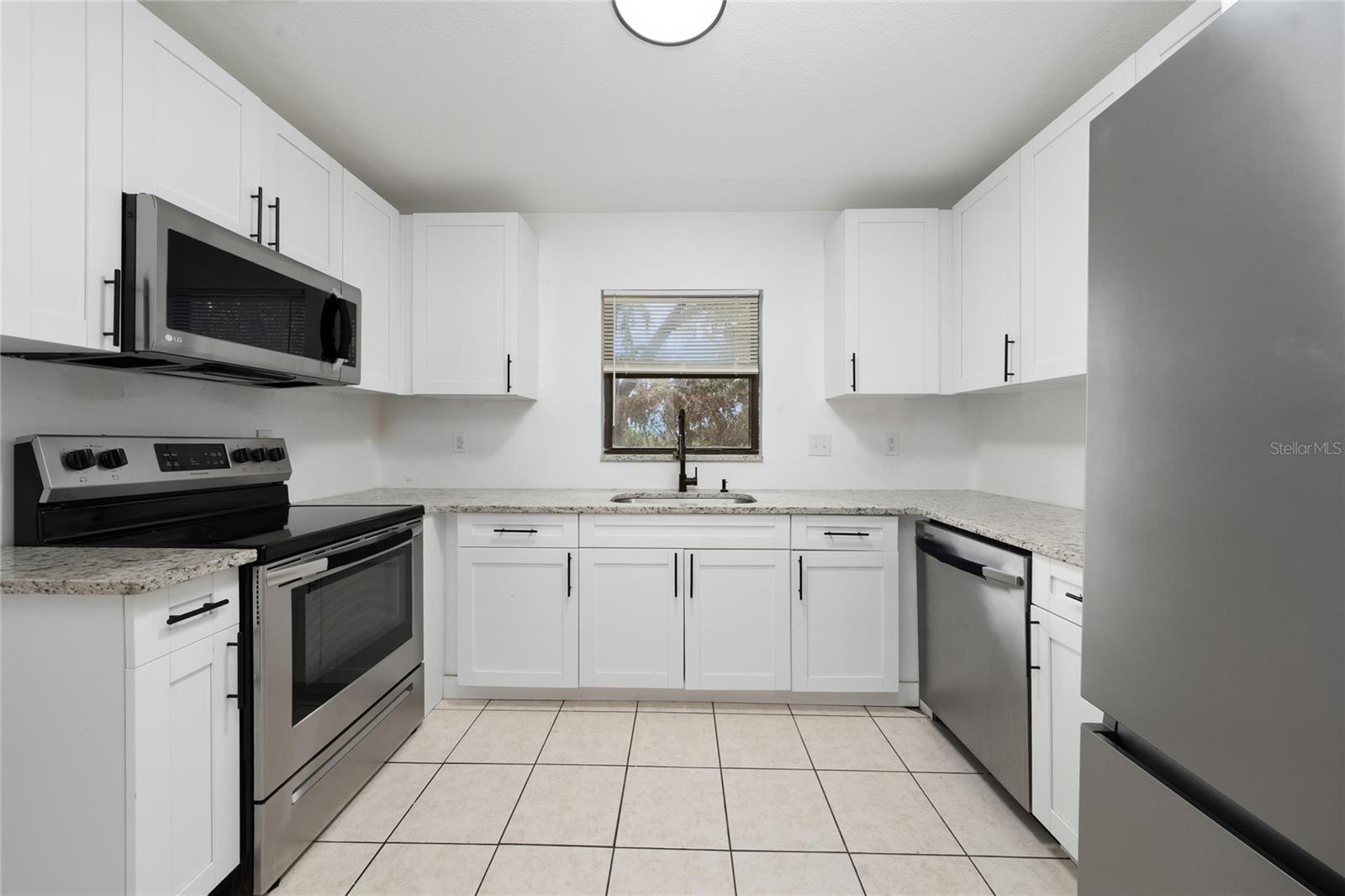 Image 23 of 35 For 1727 Sandalwood Circle Sw