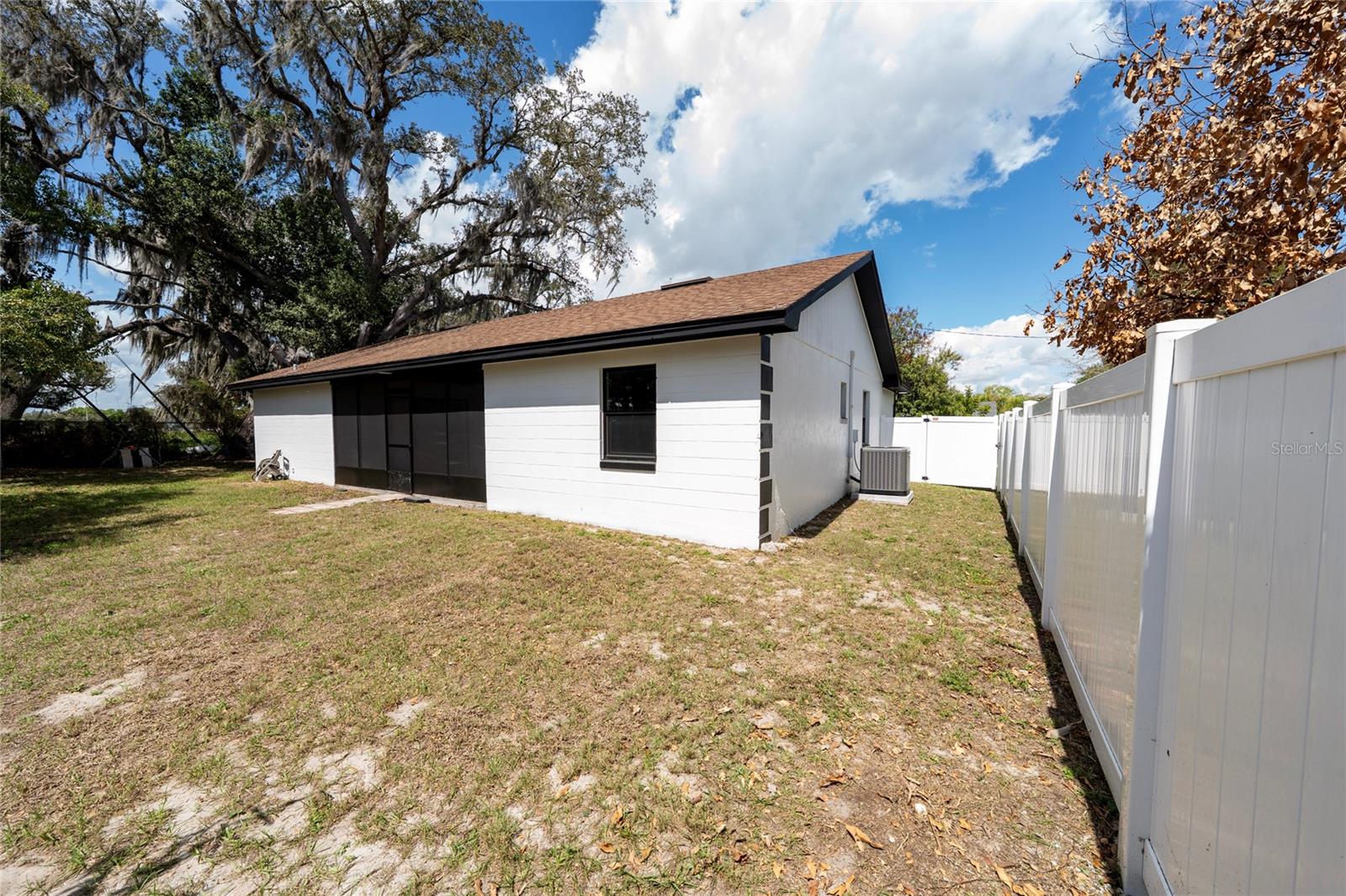 Image 33 of 35 For 1727 Sandalwood Circle Sw