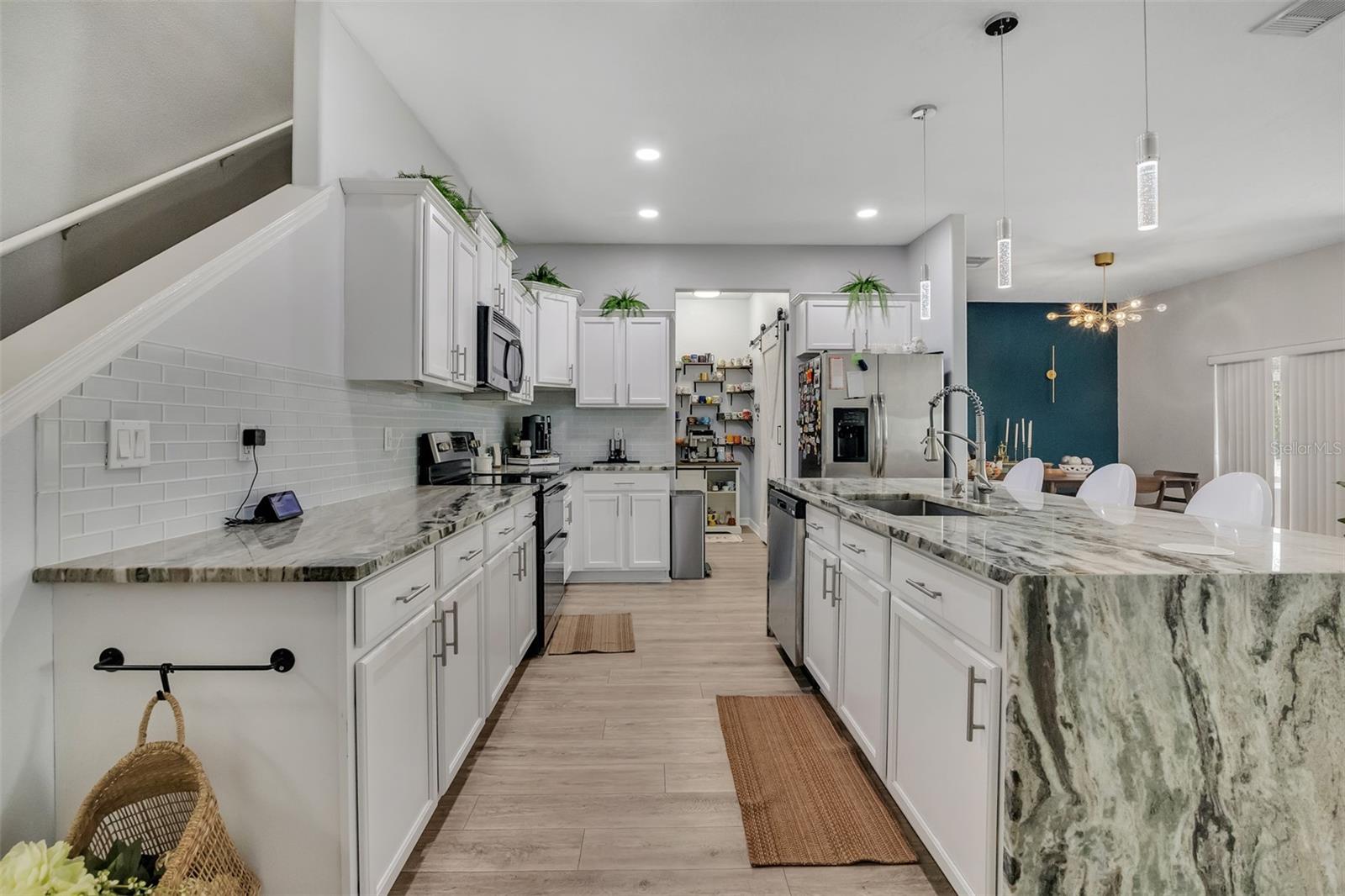 Image 6 of 36 For 3518 Rodrick Circle