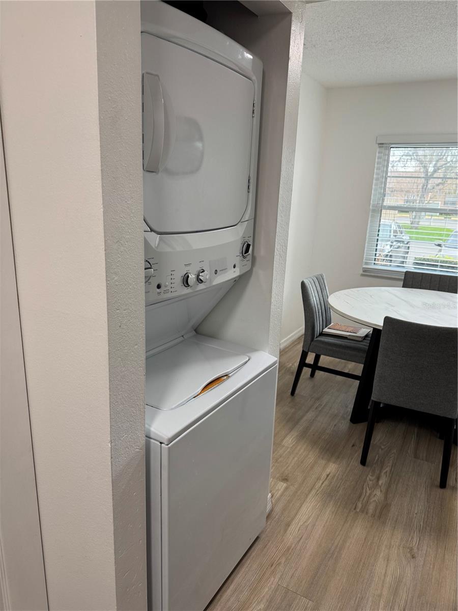 Image 7 of 20 For 2342 Barbados Court