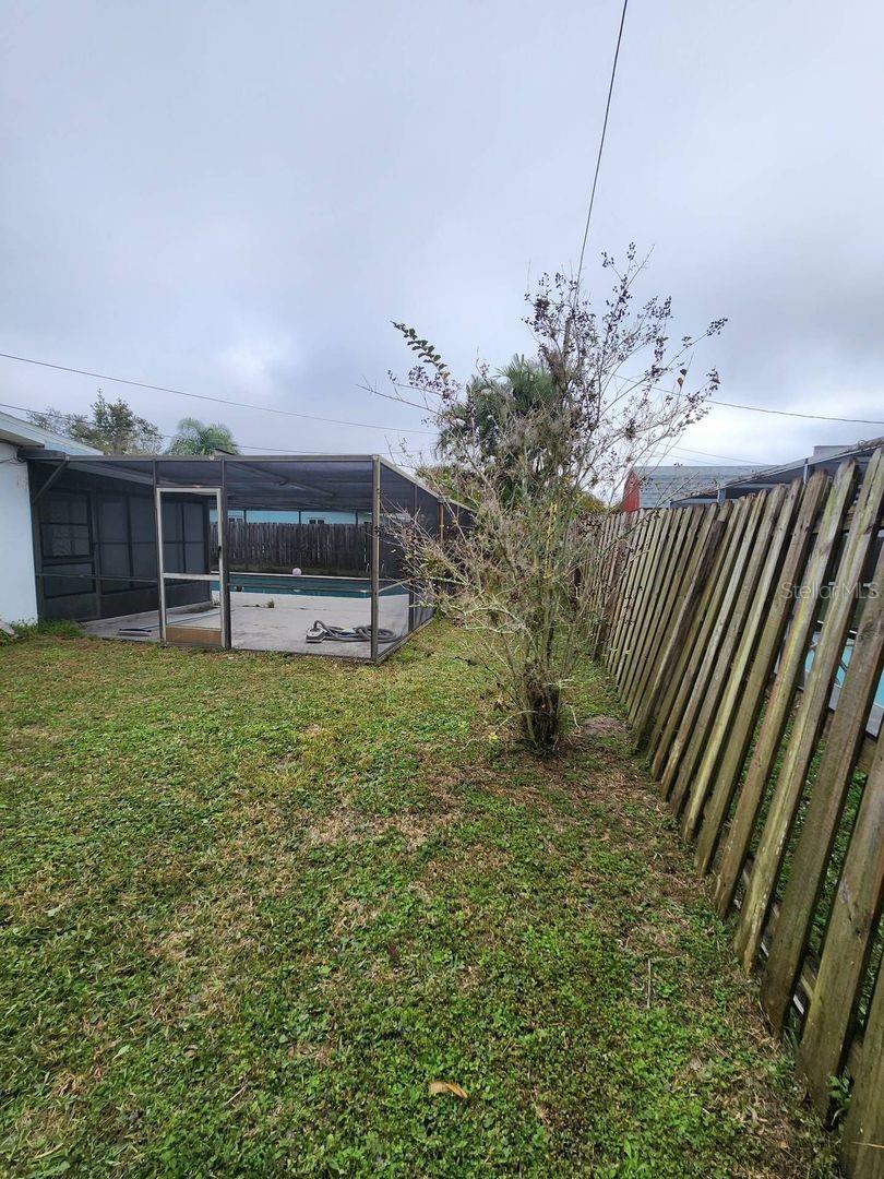 Image 36 of 38 For 2913 Bayeux Avenue