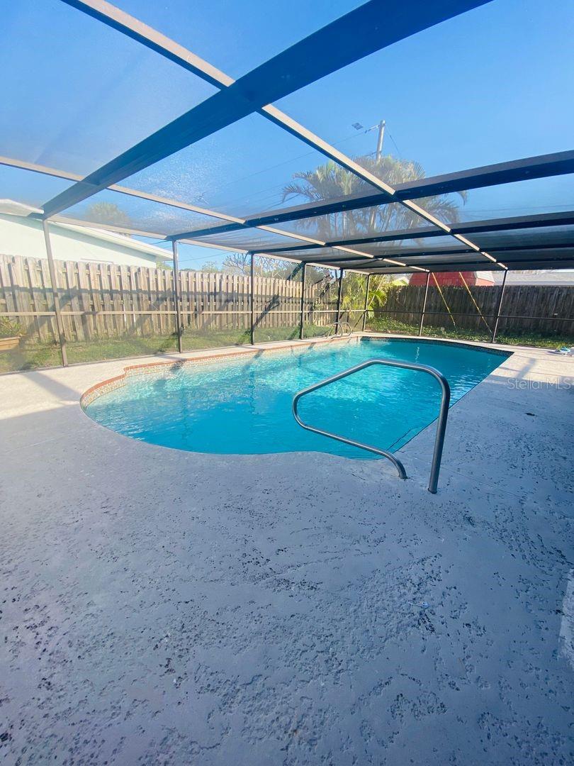 Image 5 of 38 For 2913 Bayeux Avenue