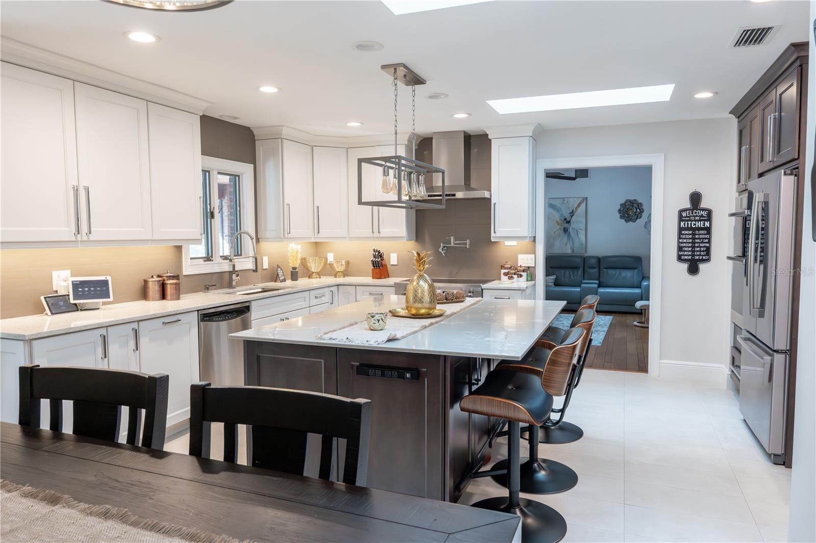 Image 18 of 63 For 5368 Majestic Oak Circle