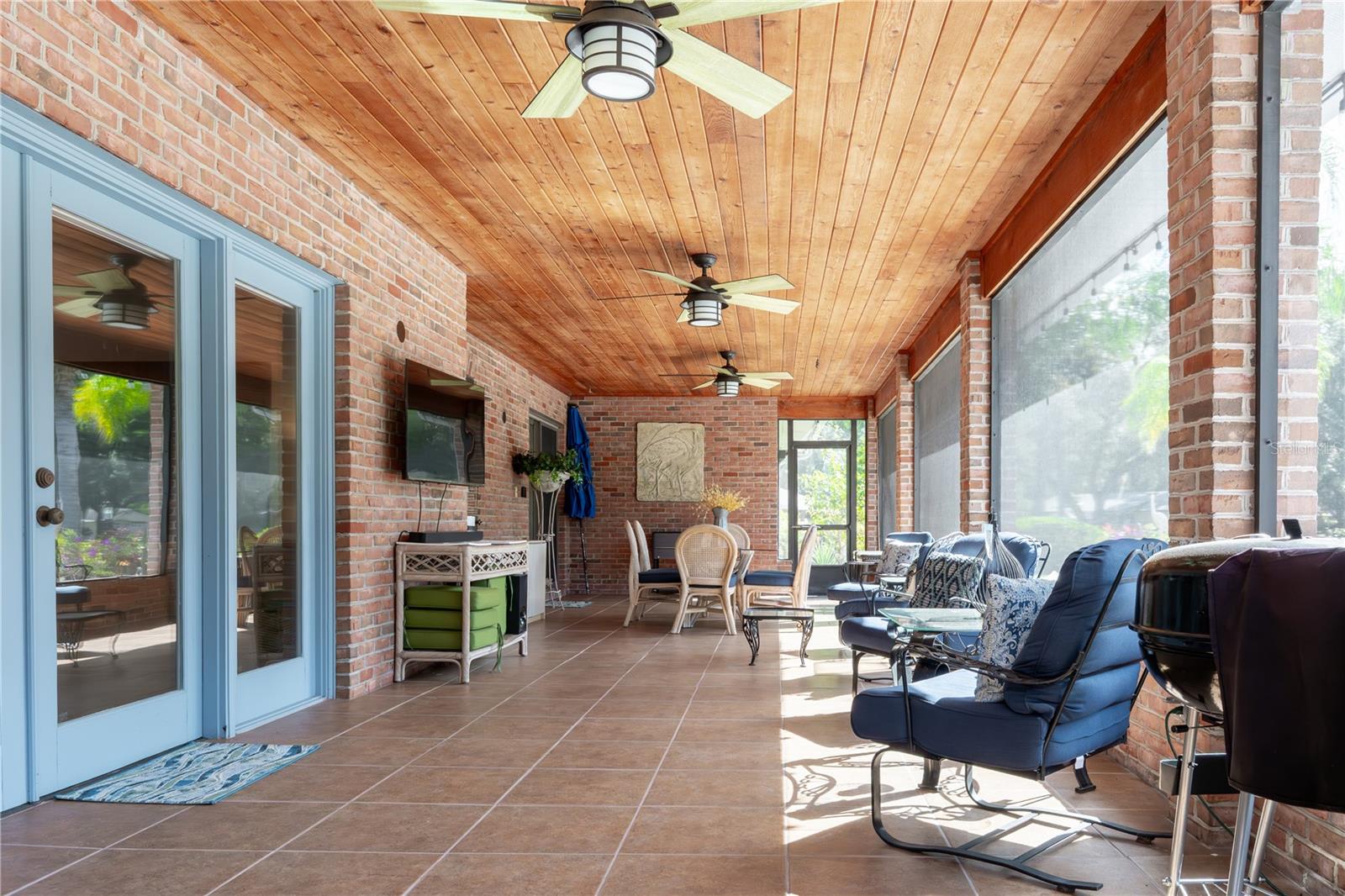 Image 42 of 63 For 5368 Majestic Oak Circle